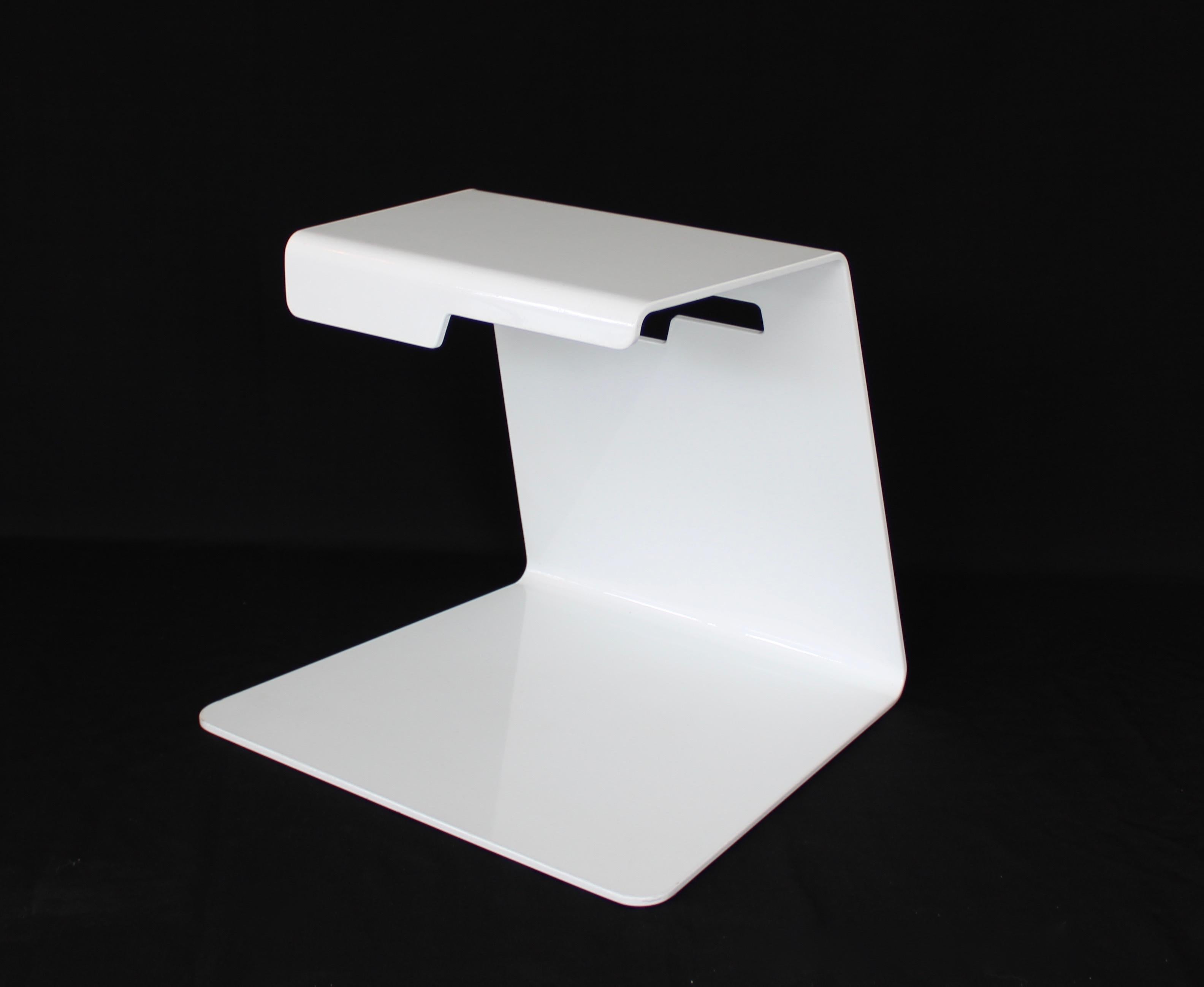 Tabouret Jack plié Jonathan Nesci en aluminium revêtu de poudre blanche en vente 6