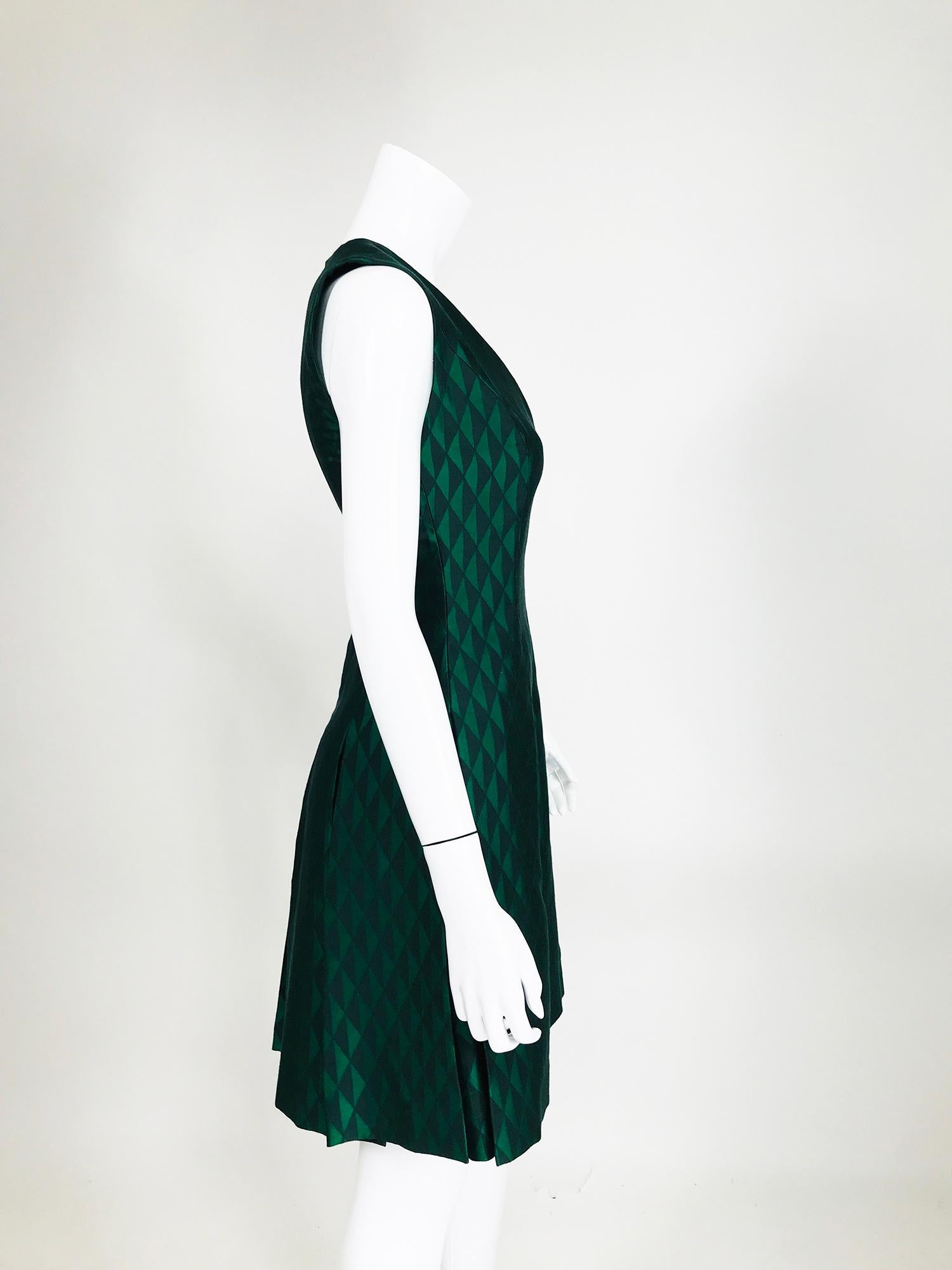Jonathan Saunders Black & Green Diamond V Neck Dress In Excellent Condition In West Palm Beach, FL