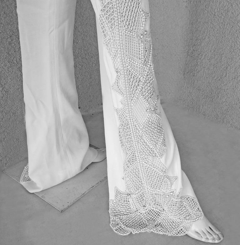 Jonathan Simkhai Rnwy $15K bestickter Jumpsuit mit dramatischer, abnehmbarer Schleppe im Angebot 1