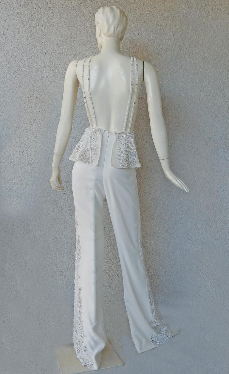 Jonathan Simkhai Rnwy $15K bestickter Jumpsuit mit dramatischer, abnehmbarer Schleppe im Angebot 3