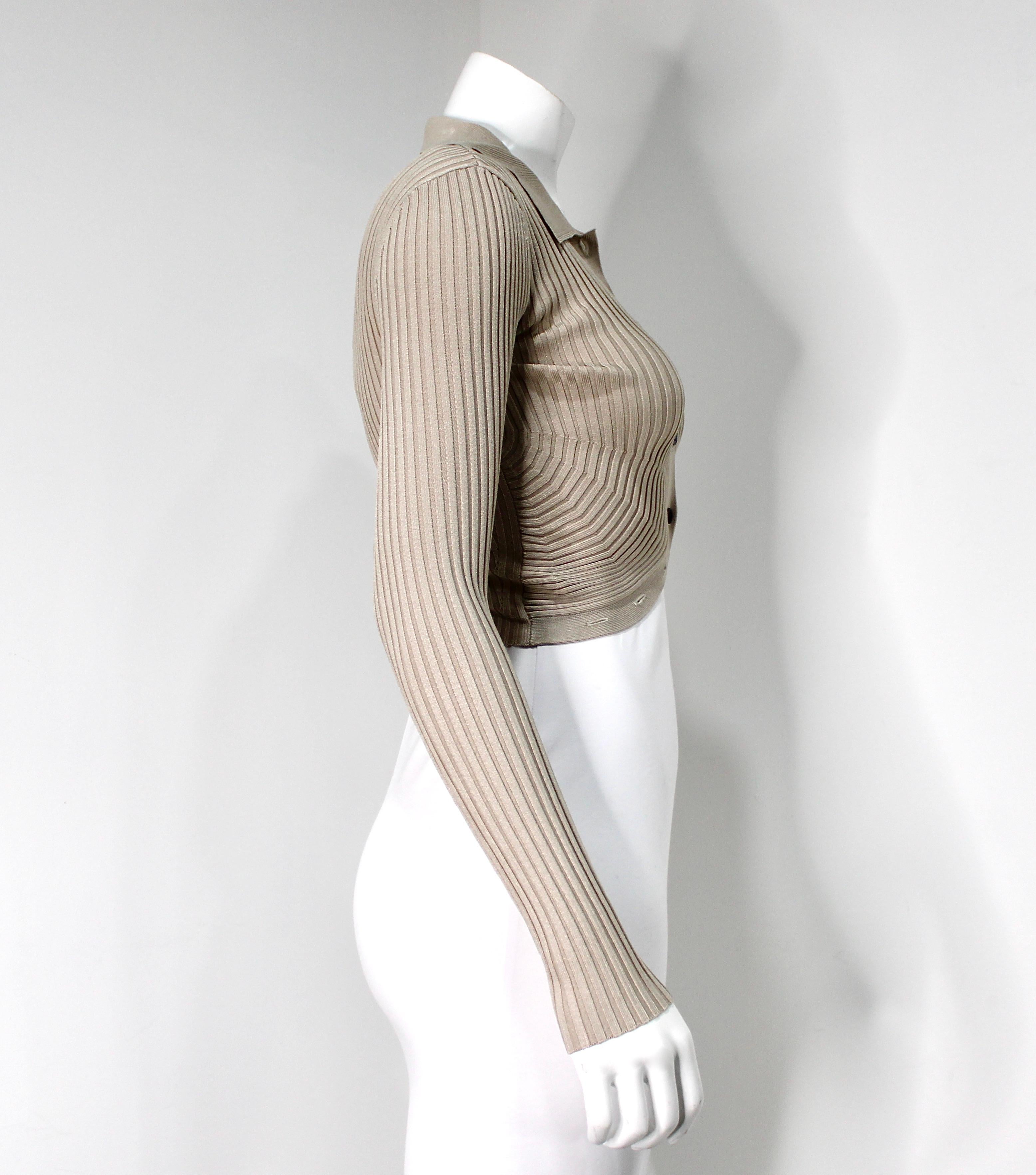 Jonathan Simkhai - Top court à manches longues en tricot côtelé Truffle en vente 1