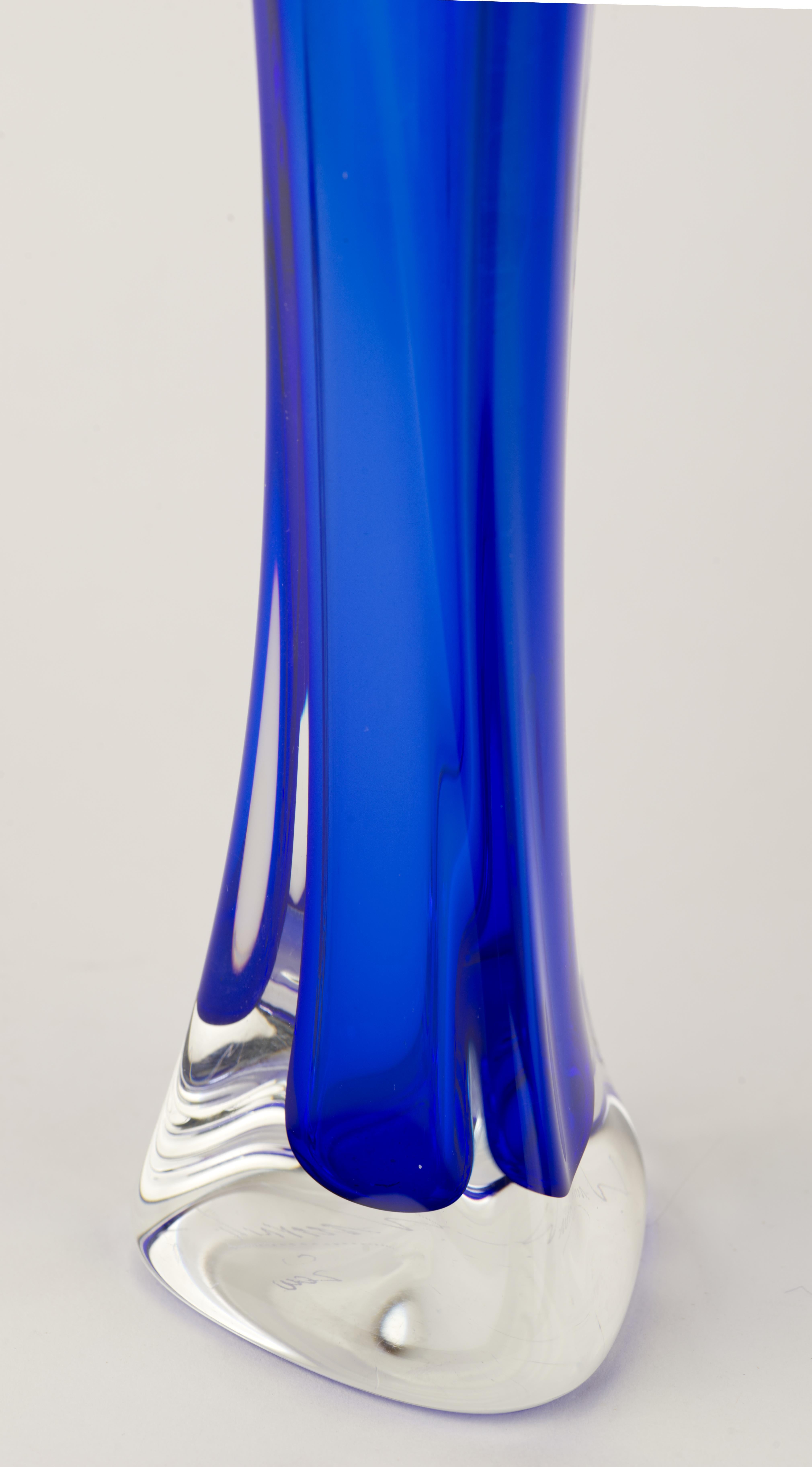 Vase Sommerso bleu cobalt, verre d'art américain de Jonathan Winfisky Bon état - En vente à Clifton Springs, NY