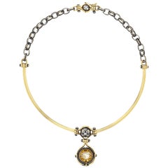 Diamonds Akoya Pearl Necklace in 18k yellow gold by Elie Top