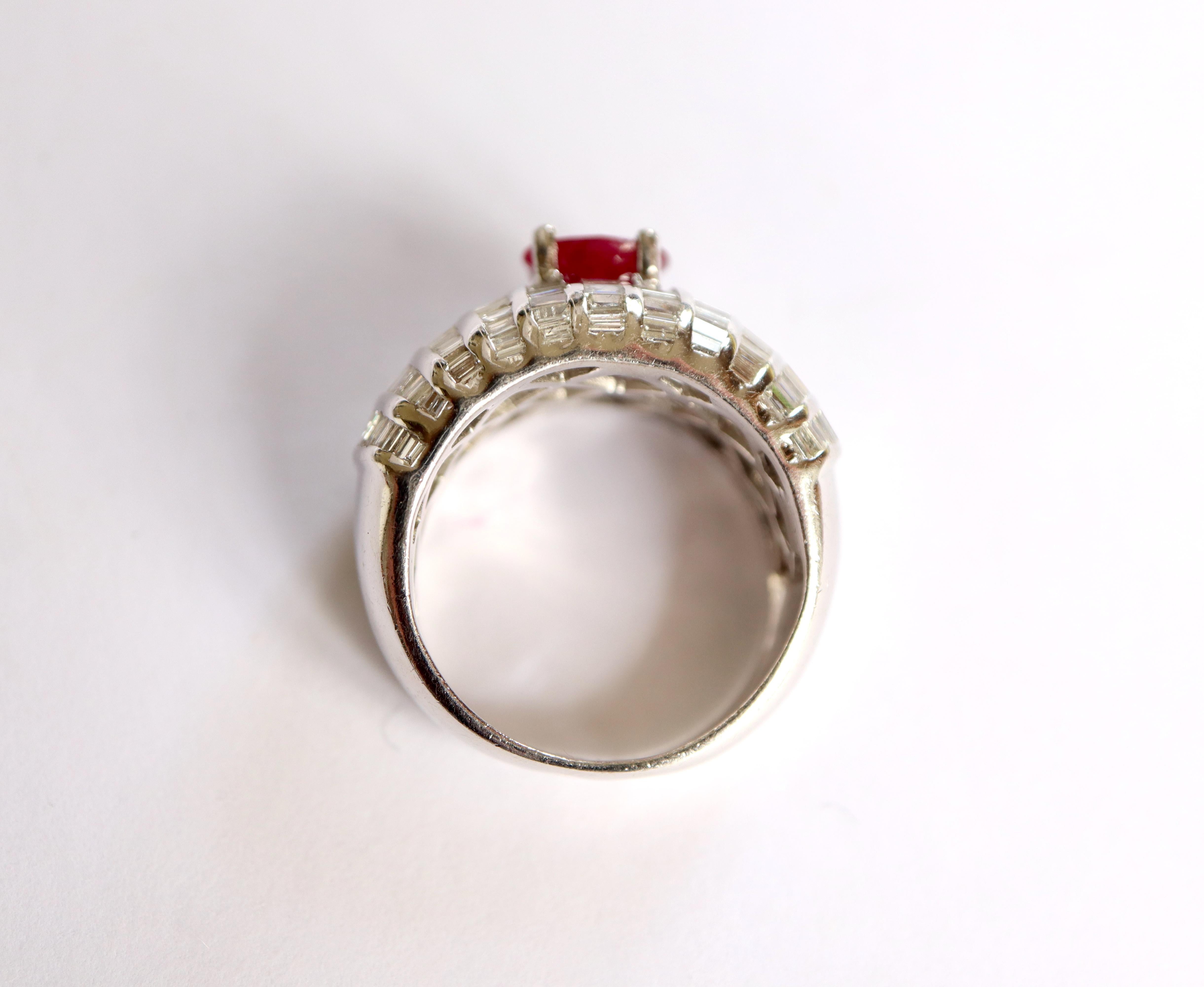 Jonc Ring in 18 Carat White Gold Oval Ruby and Diamonds For Sale 4