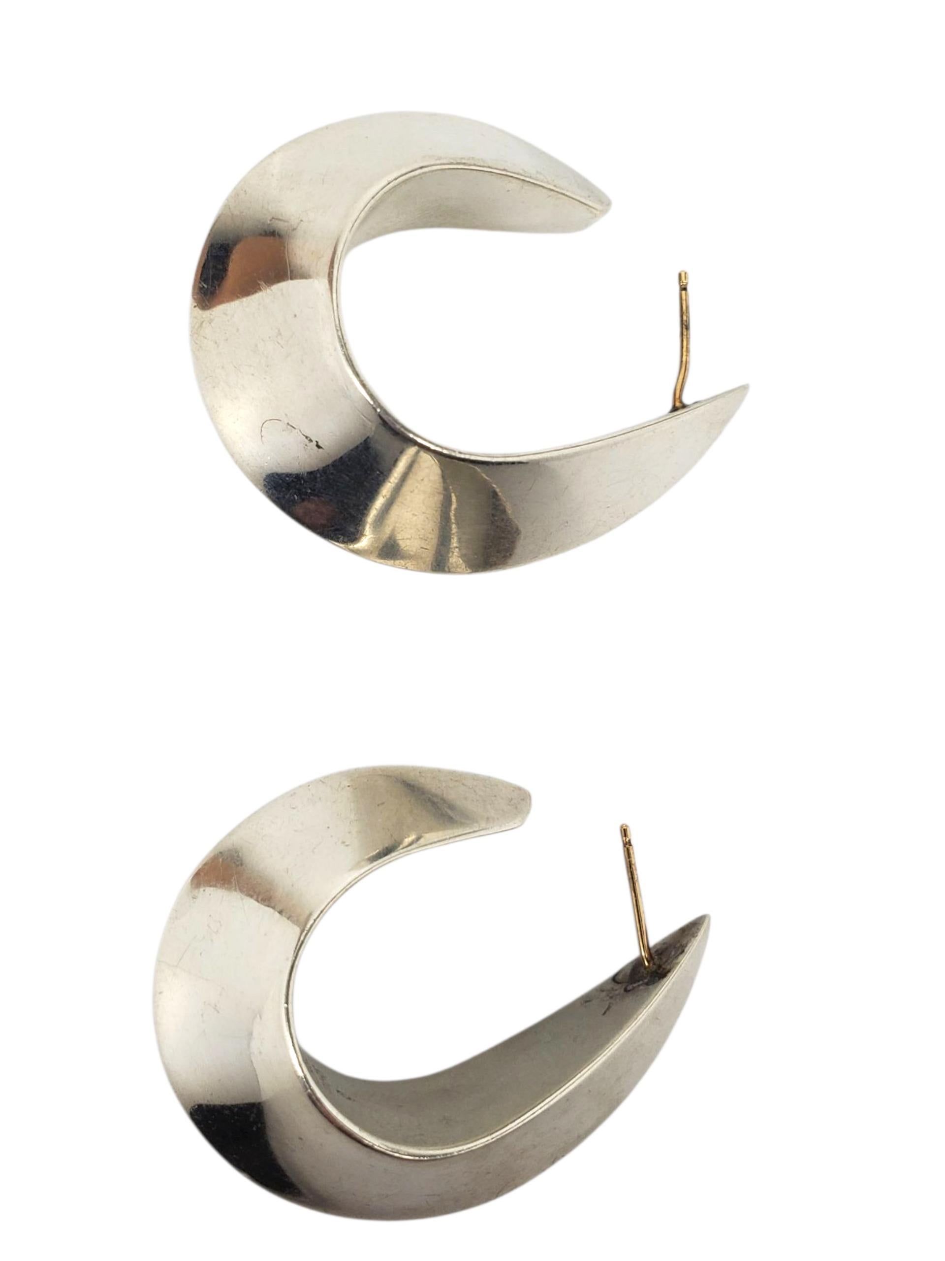 Jondell - Boucles d'oreilles sculpturales en argent sterling #22536 Bon état - En vente à Washington Depot, CT