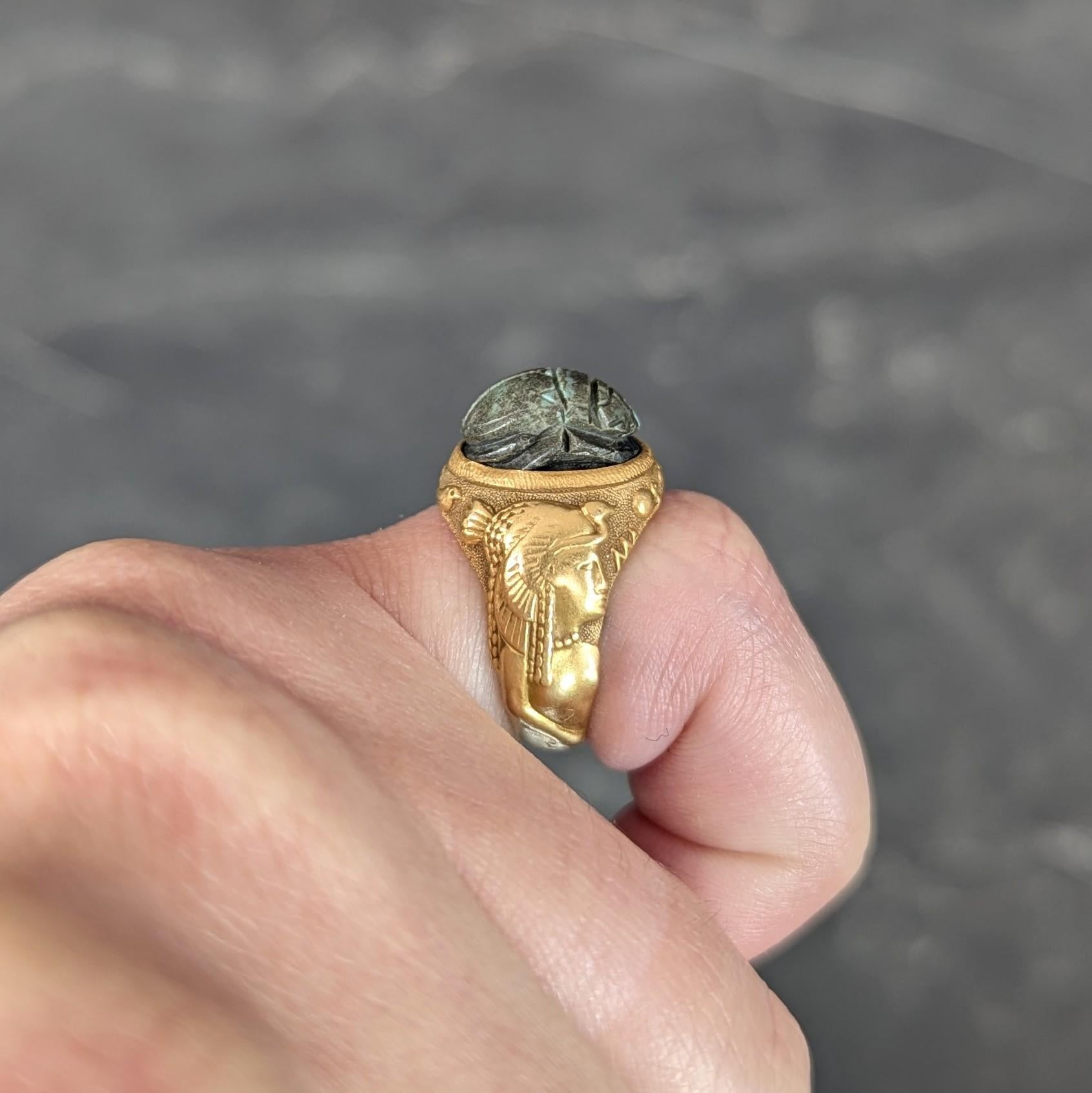 Jones Woodland, bague scarabée ancienne Art déco néo-égyptien en pierre dure 14 carats en vente 7