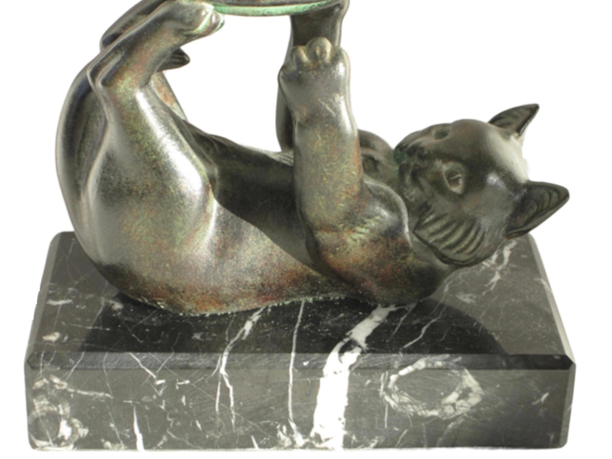 Art Deco Jongleur Table Lamp of a Cat play with a Glass Ball by Janle and Max Le Verrier