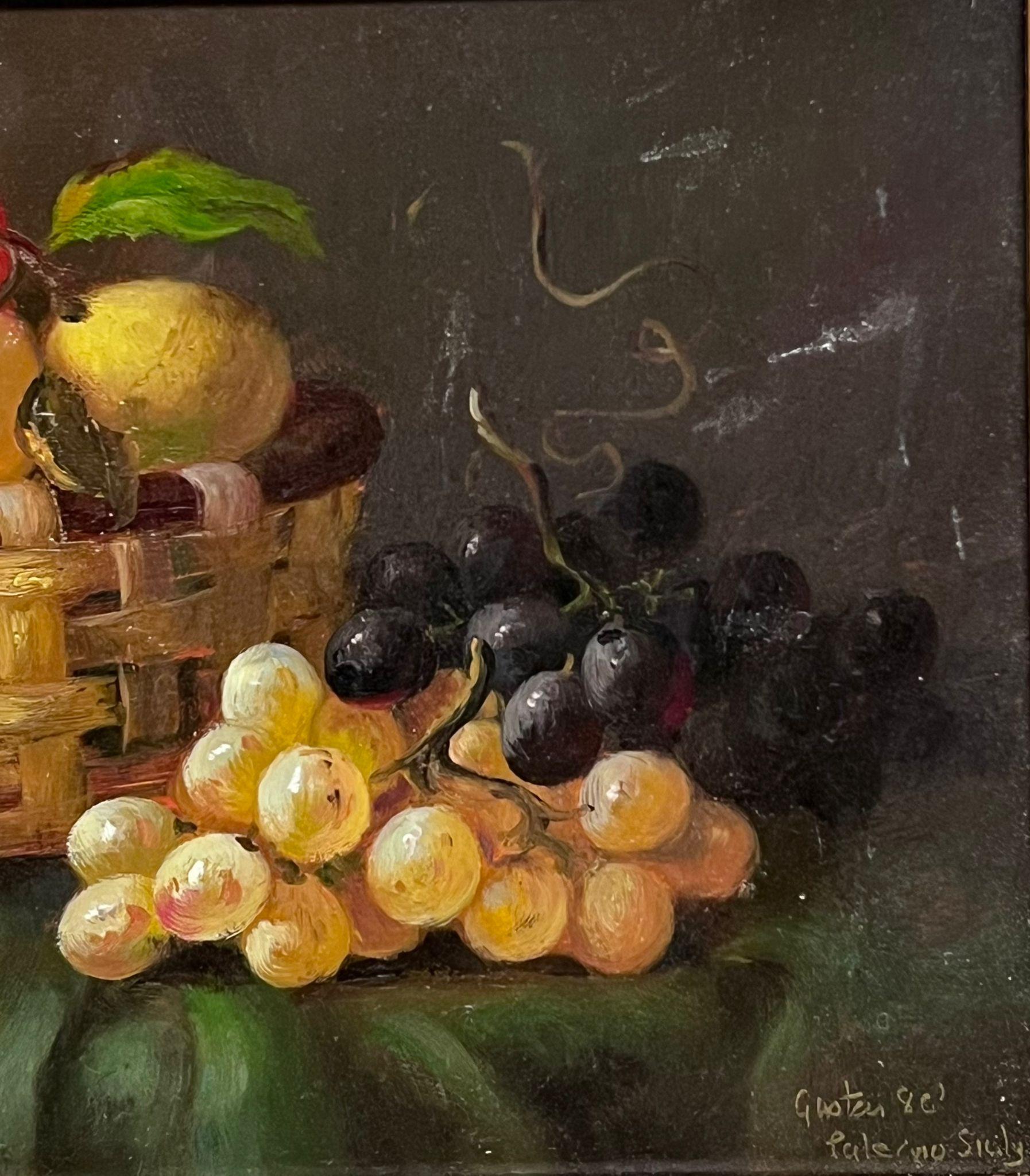 Fino bodegón clásico Fruta en cesta de mimbre Cuadro al óleo firmado Marco dorado en venta 1