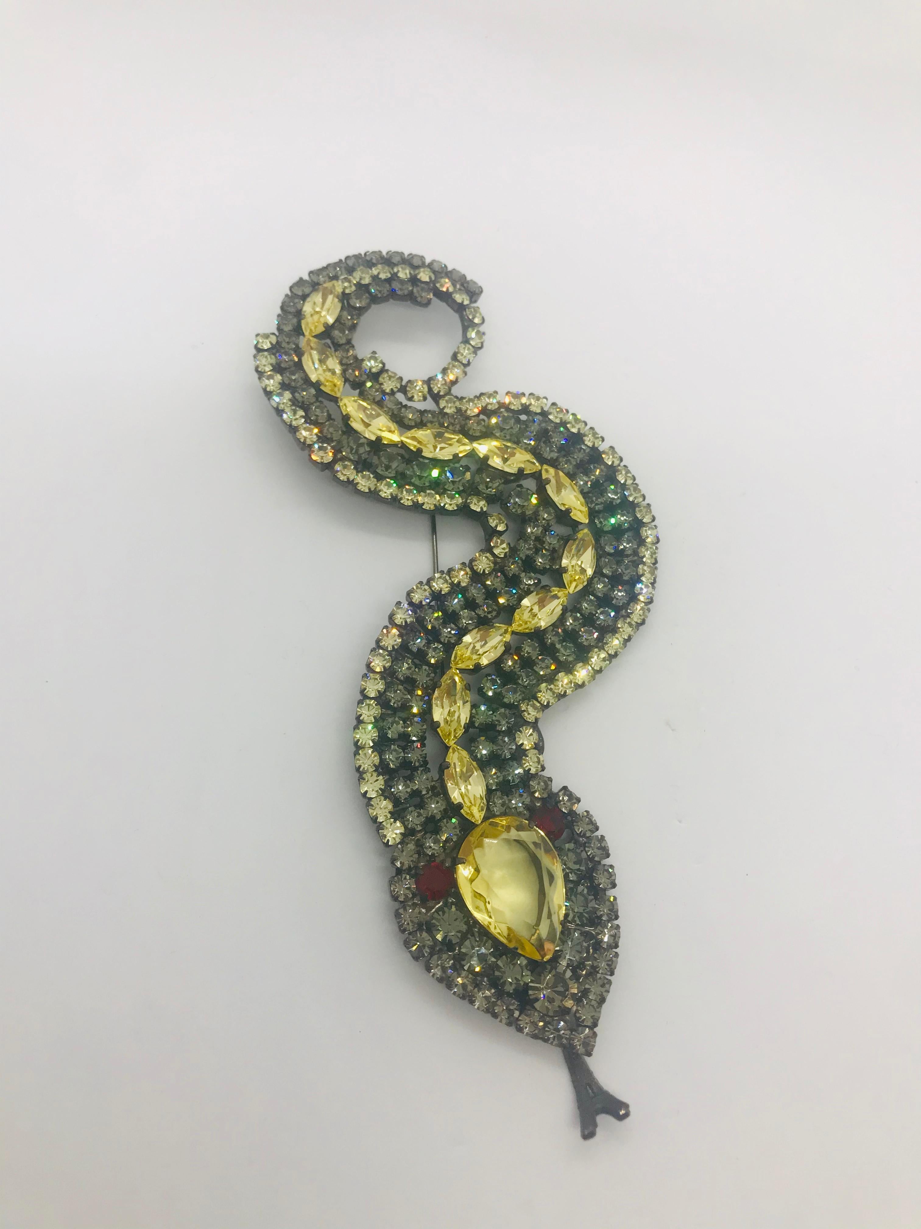 Victorian Jonquil Czech and Black Diamond Austrian Crystal Snake Brooch For Sale