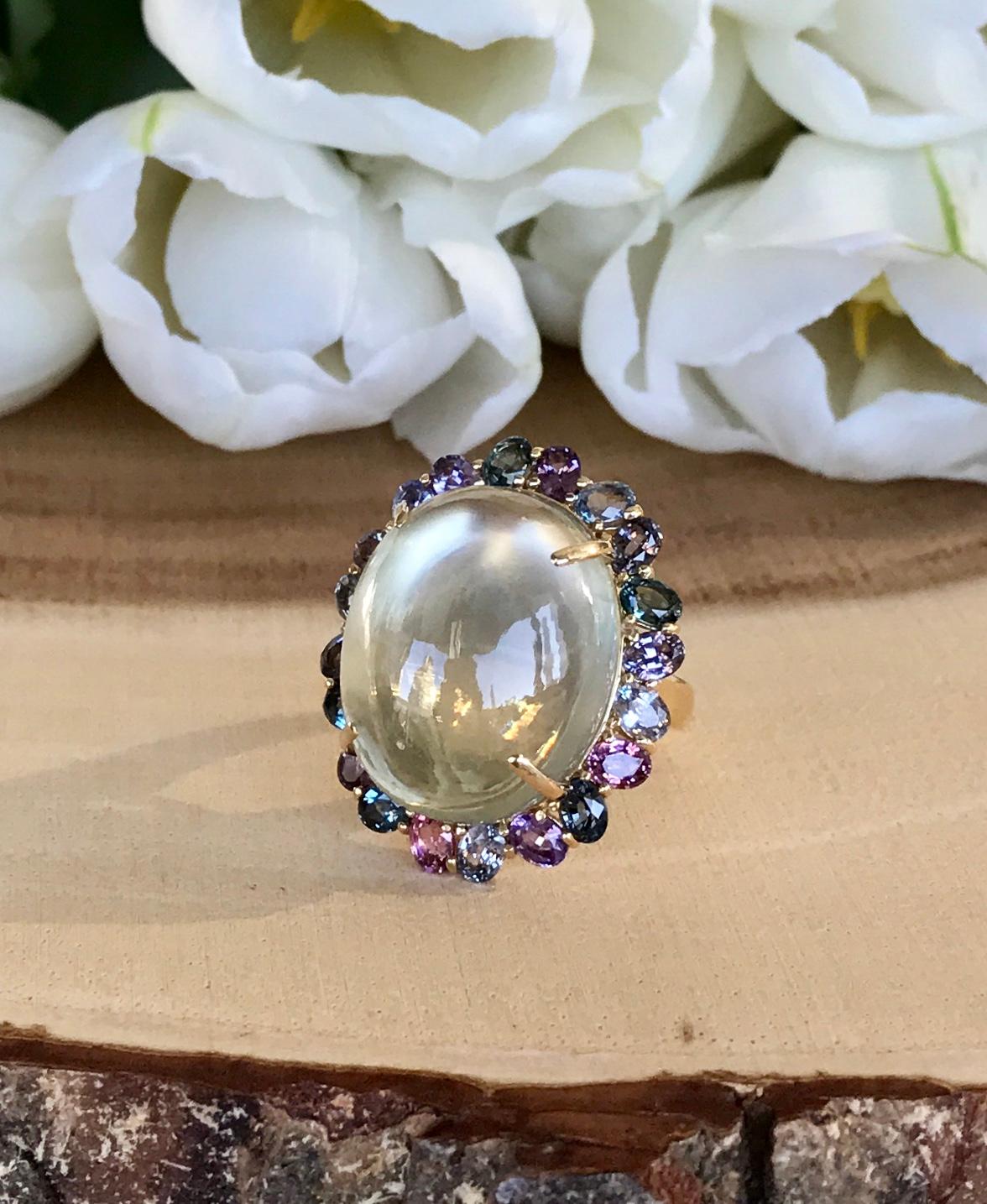 Contemporary 18 Karat Yellow Gold 28.83 Carats Green Moonstone Multi Spinel Cocktail Ring For Sale