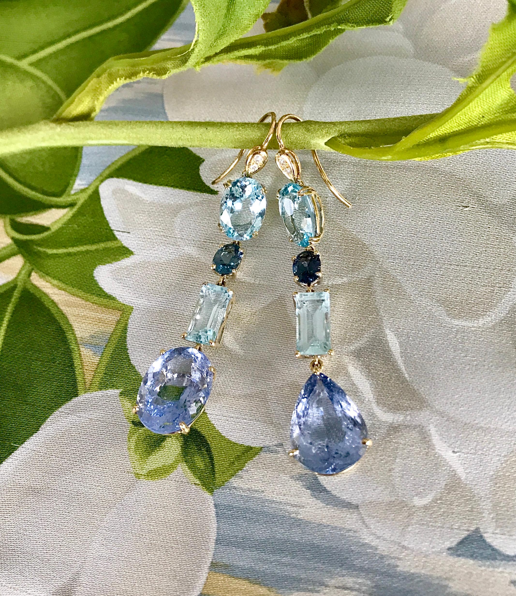 18 Karat Yellow Gold Aquamarine Blue Beryl Sapphire Diamond Drop Dangle Earrings 2