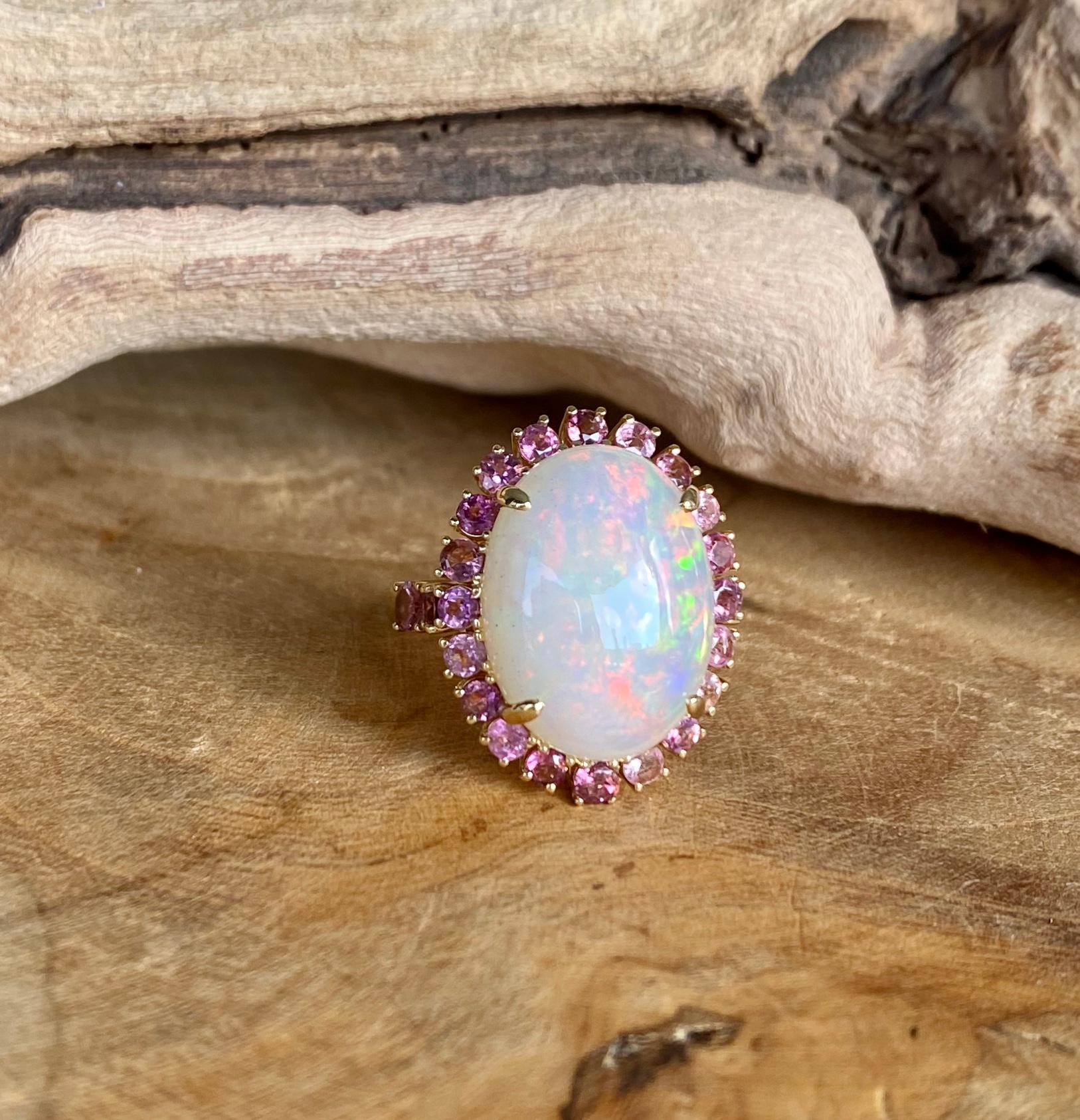 Joon Han Cabochon Äthiopischer Opal Rosa Turmalin 18 Karat Gold Cocktail Ring (Zeitgenössisch)