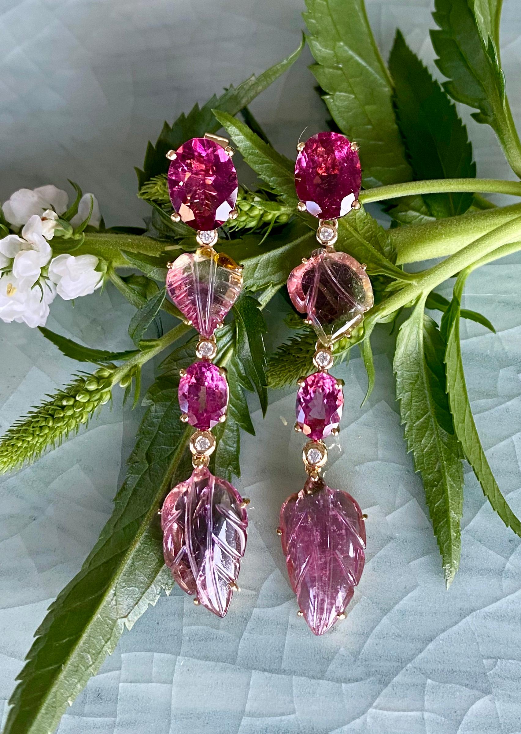 Earrings of carved bicolor leaves, pink tourmalines and diamonds, handcrafted in 18 karat yellow gold.

These gorgeous one-of-a-kind earrings from Joon Han's Foliage Collection are the perfect jewels for the spring and summer seasons. The unique
