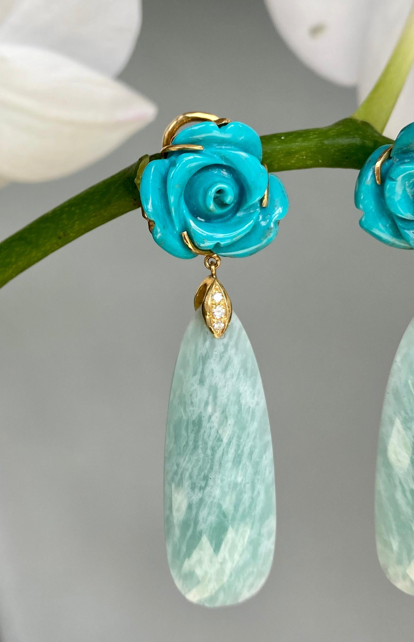 18 Karat Yellow Gold Carved Turquoise Flowers Amazonite Diamond Dangle Earrings In New Condition In New York, NY