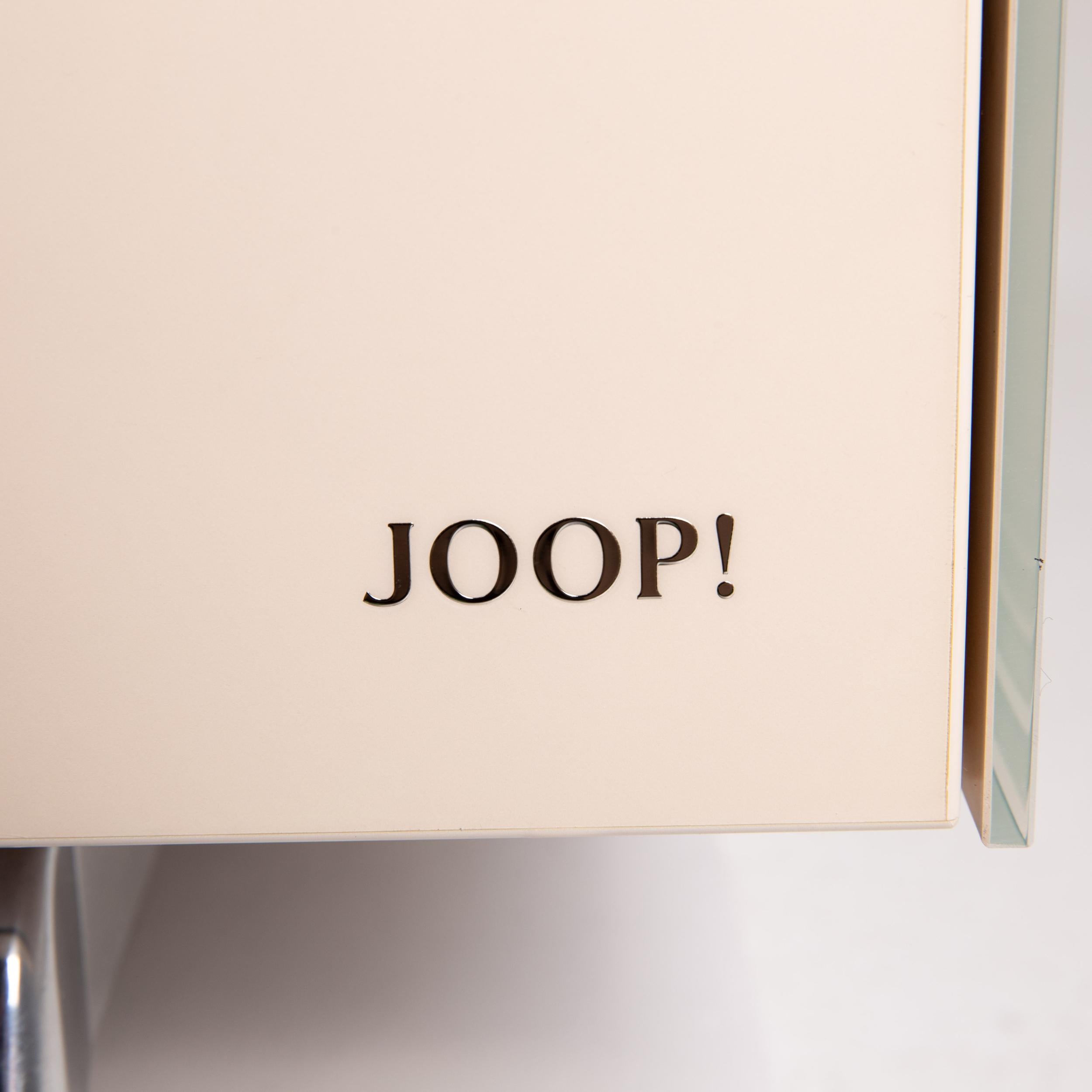 Joop Glas Hochglanz Couchtisch Lowboard Creme im Zustand „Gut“ im Angebot in Cologne, DE