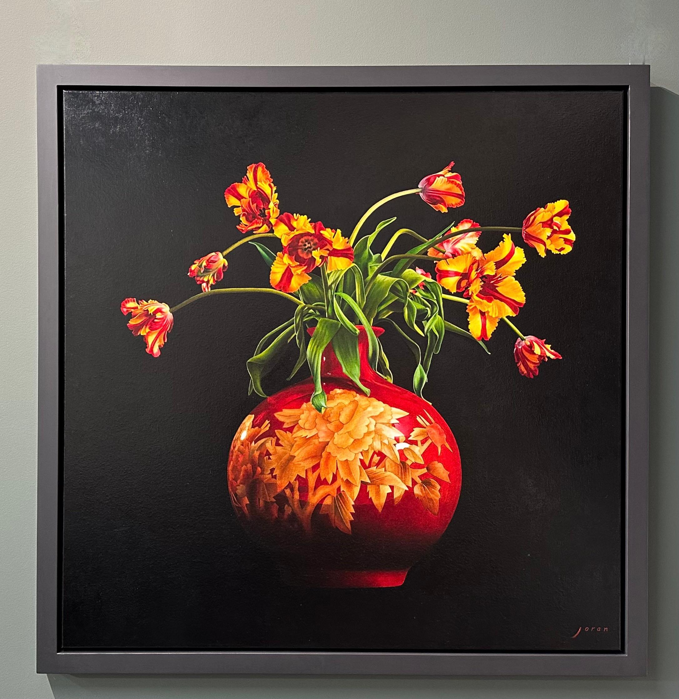 Joran van der Haar
Red vases with Tulips
120 x 120 cm ( framed 130 x 130 cm, frame is included in price)
oil on canvas

The realistic painted 