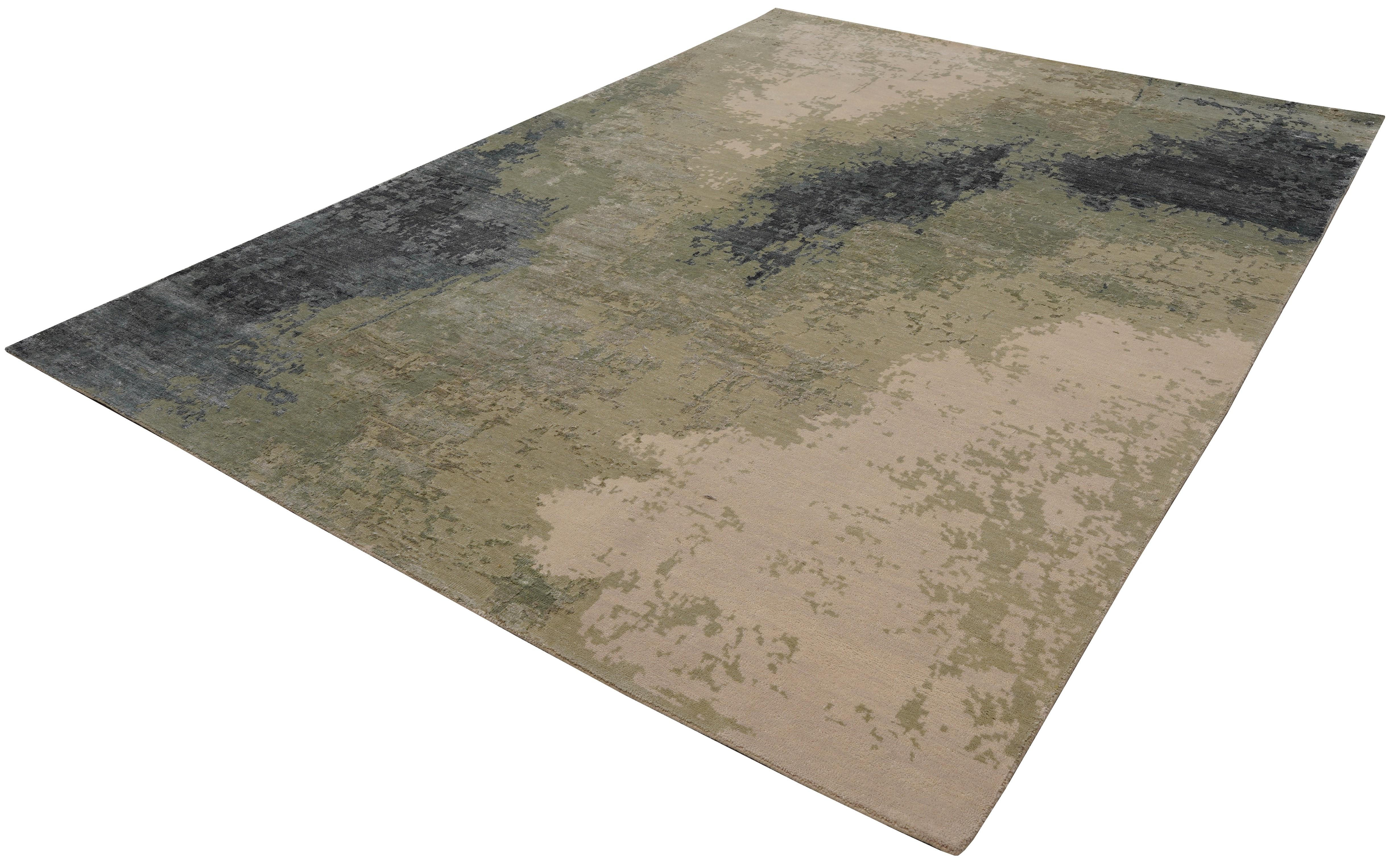 Moderno Jord Hand Knotted Modern Silk Rug in Green and Grey Colours by Hands in vendita