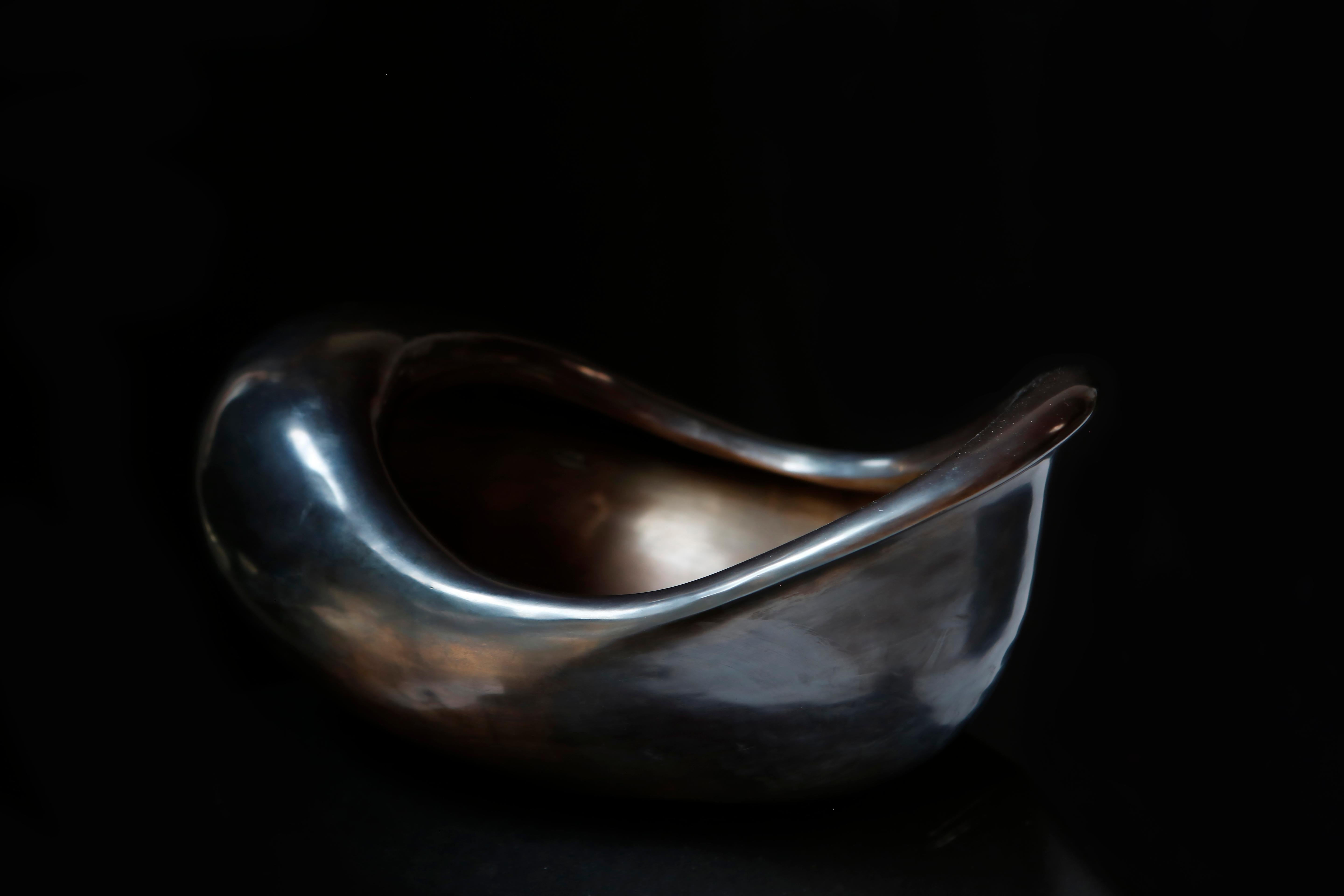 East Bowl, Bowl or Vase, Cast+Patinated Recycled Bronze, Jordan Mozer, USA 2004 im Angebot 1