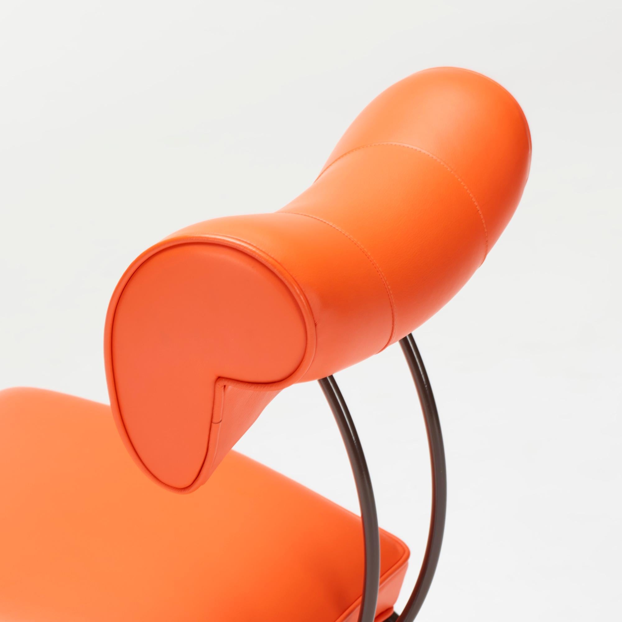 Elbert Chair: Leather + Steel, (New York Version) Jordan Mozer, USA, 1988/2006 (amerikanisch) im Angebot