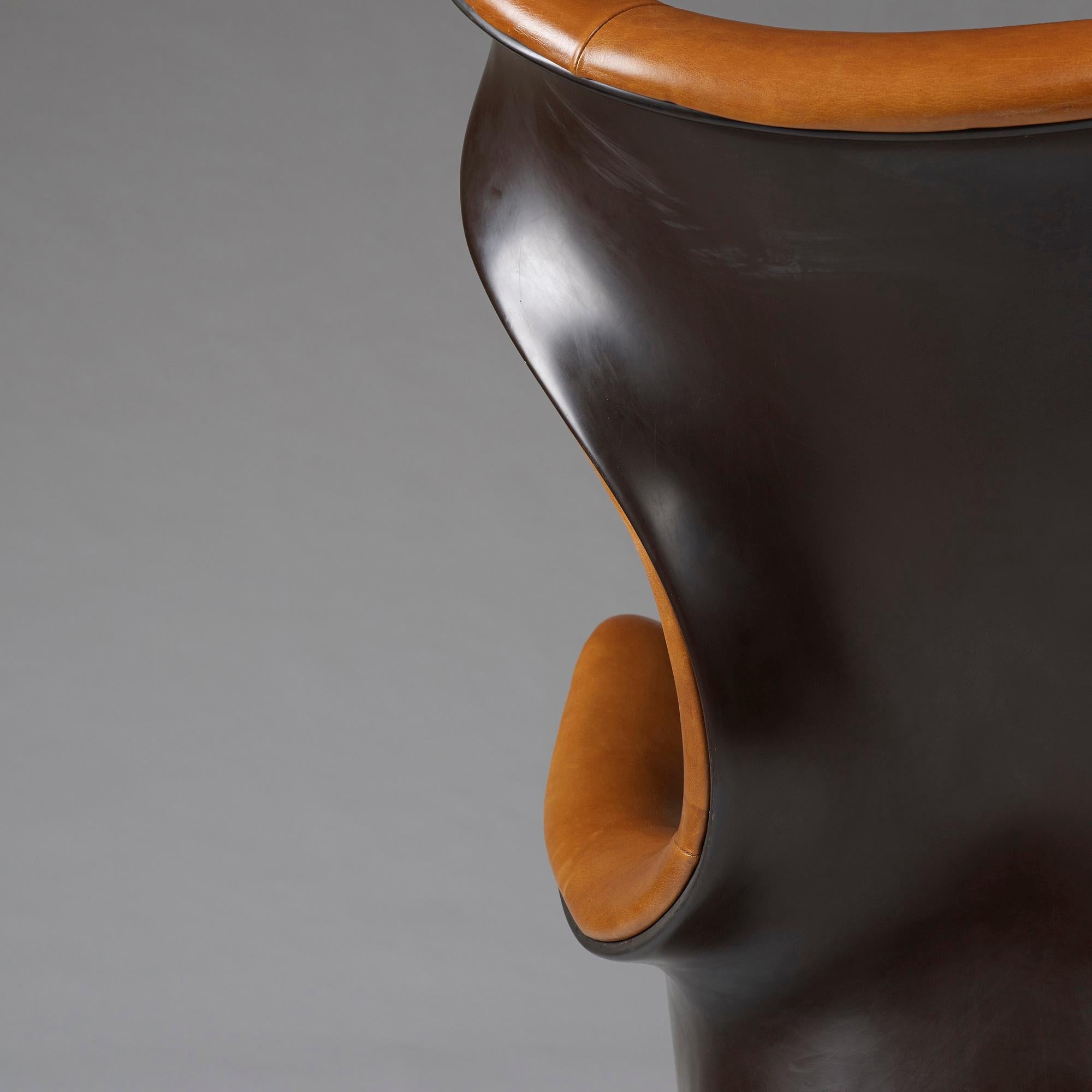 Frankie Wingback Chair/ Lounge Chair, Leather+Resin, Jordan Mozer, USA, 2007/18 (Moderne) im Angebot