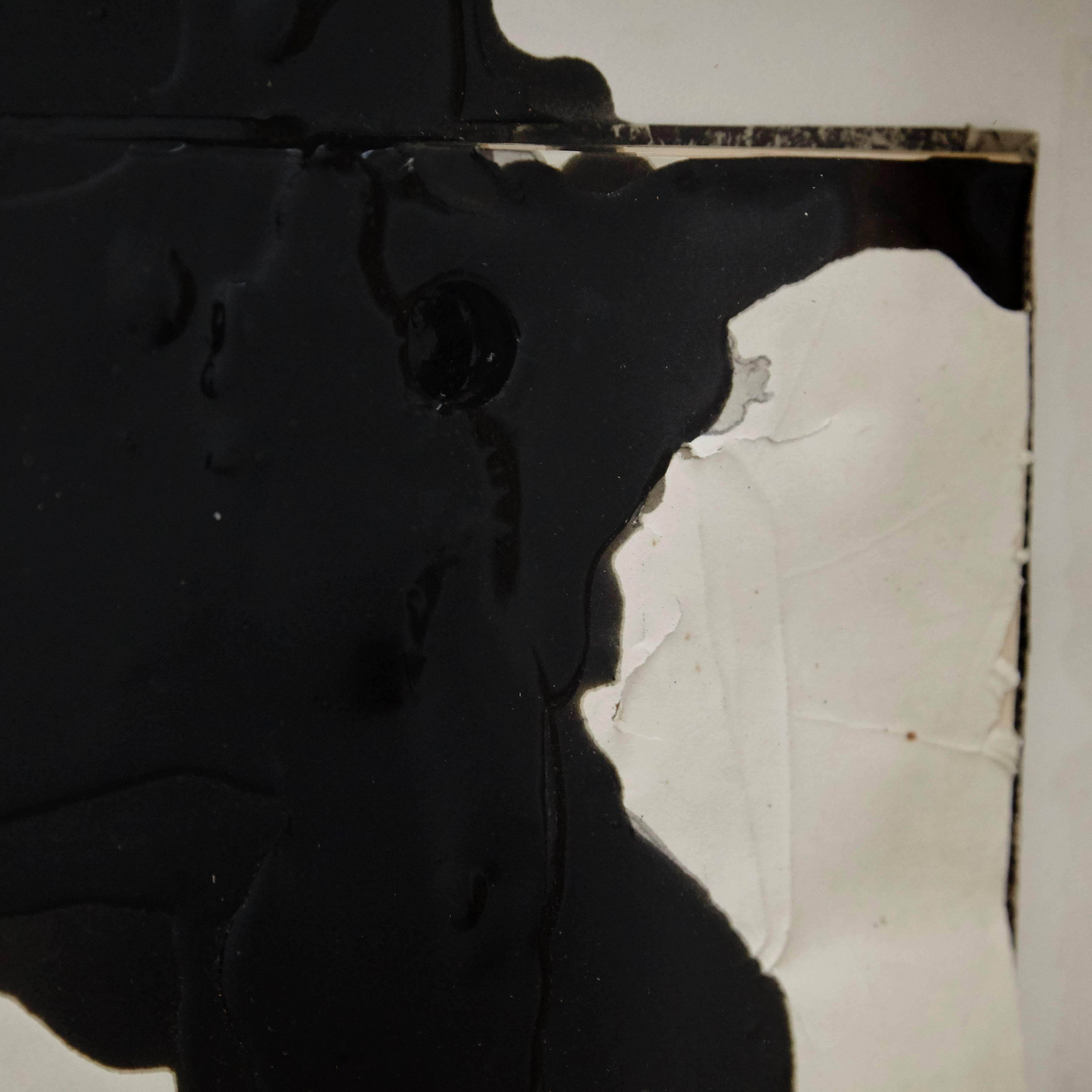 Kunstwerk von Jordi Alcaraz aus dem Jahr 2015.
Verso signiert, betitelt und datiert. 

Jordi Alcaraz wurde 1963 in Spanien geboren.

Alcaraz' Diskurs wurde in der klassischen Tradition der Malerei und Bildhauerei geboren, um durch die Verwendung von