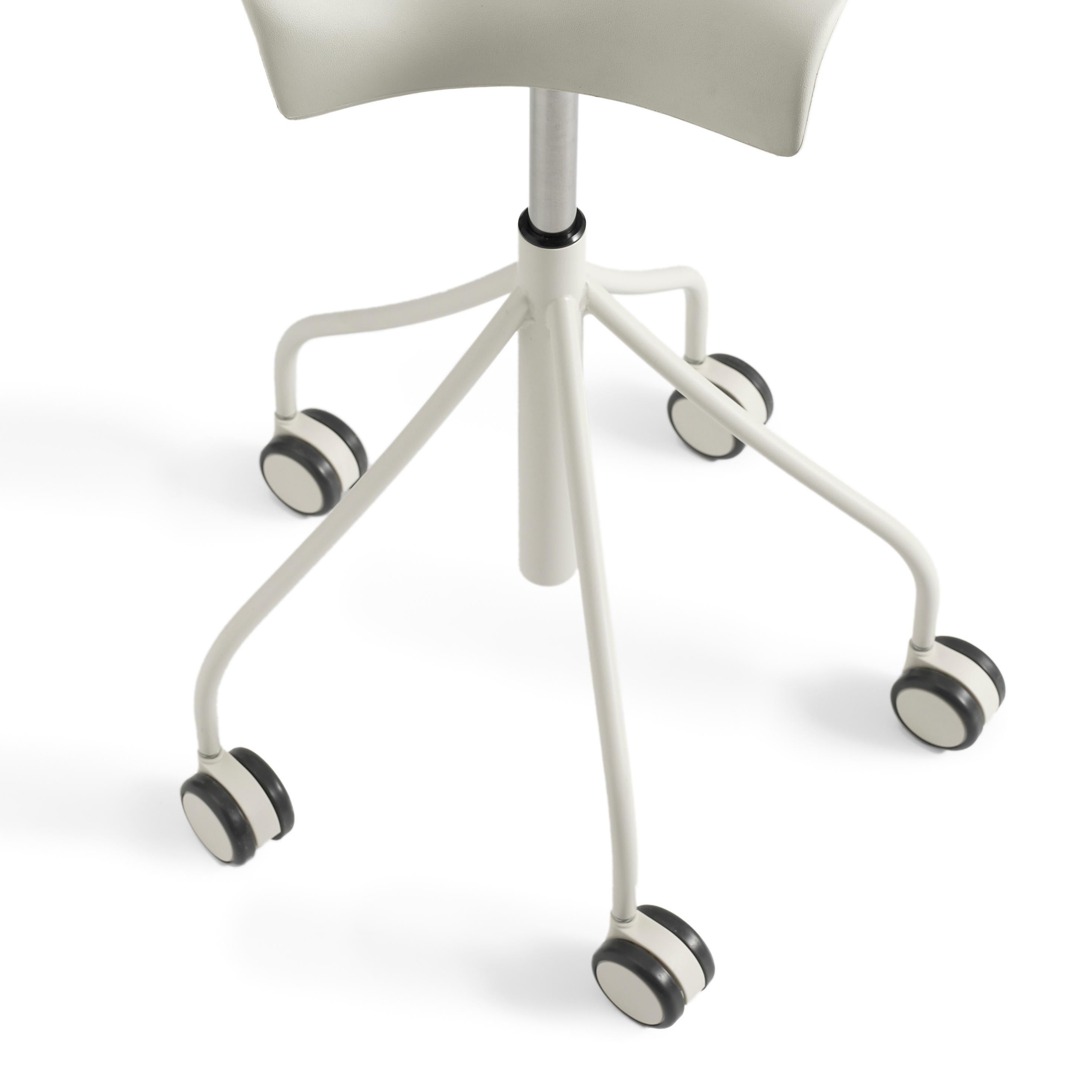 Spanish Jordi Badía, Otto Canalda, White Binaria Stool by BD Barcelona