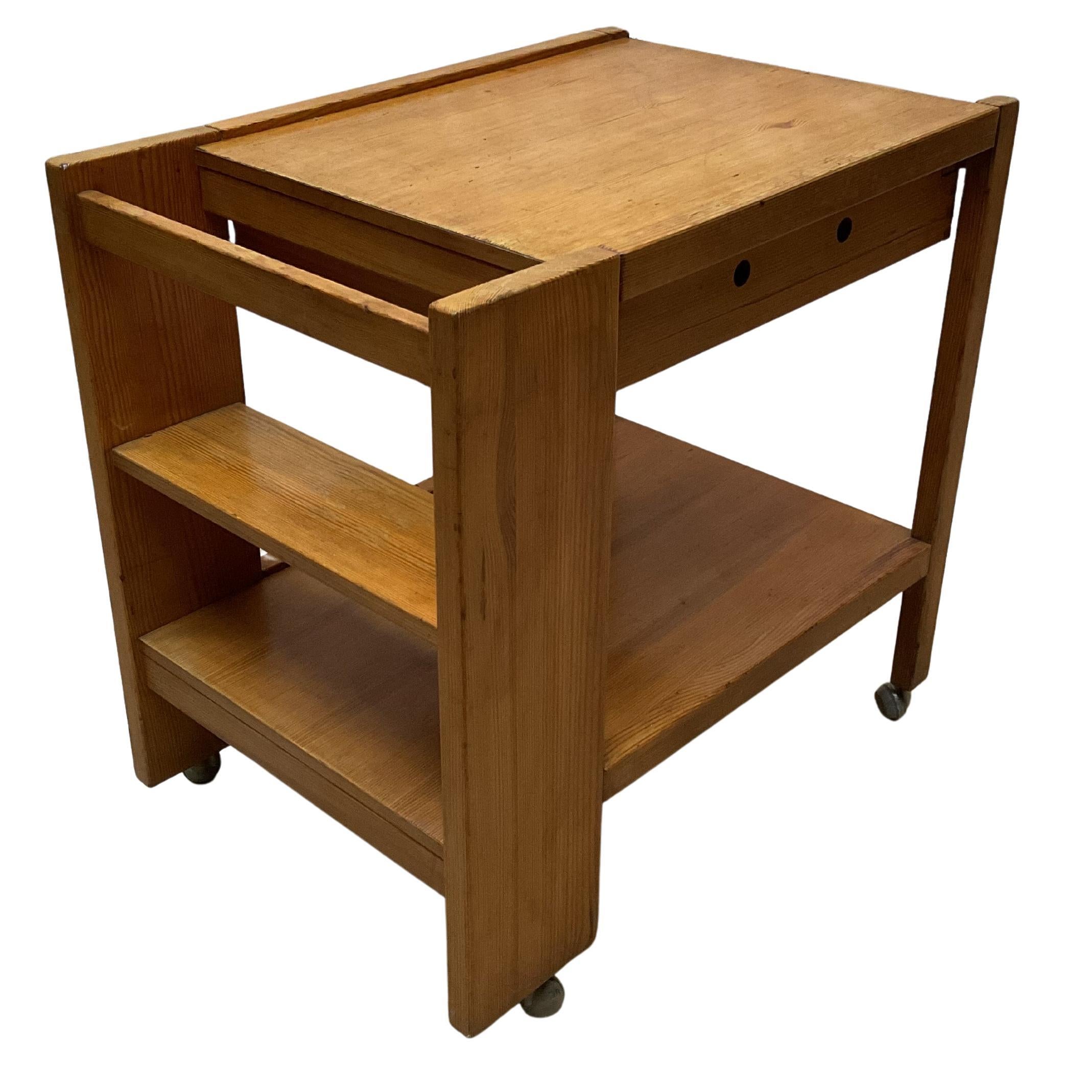 Jordi Vilanova Barwagen aus Kiefernholz, Spanien, CIRCA 1960 im Angebot
