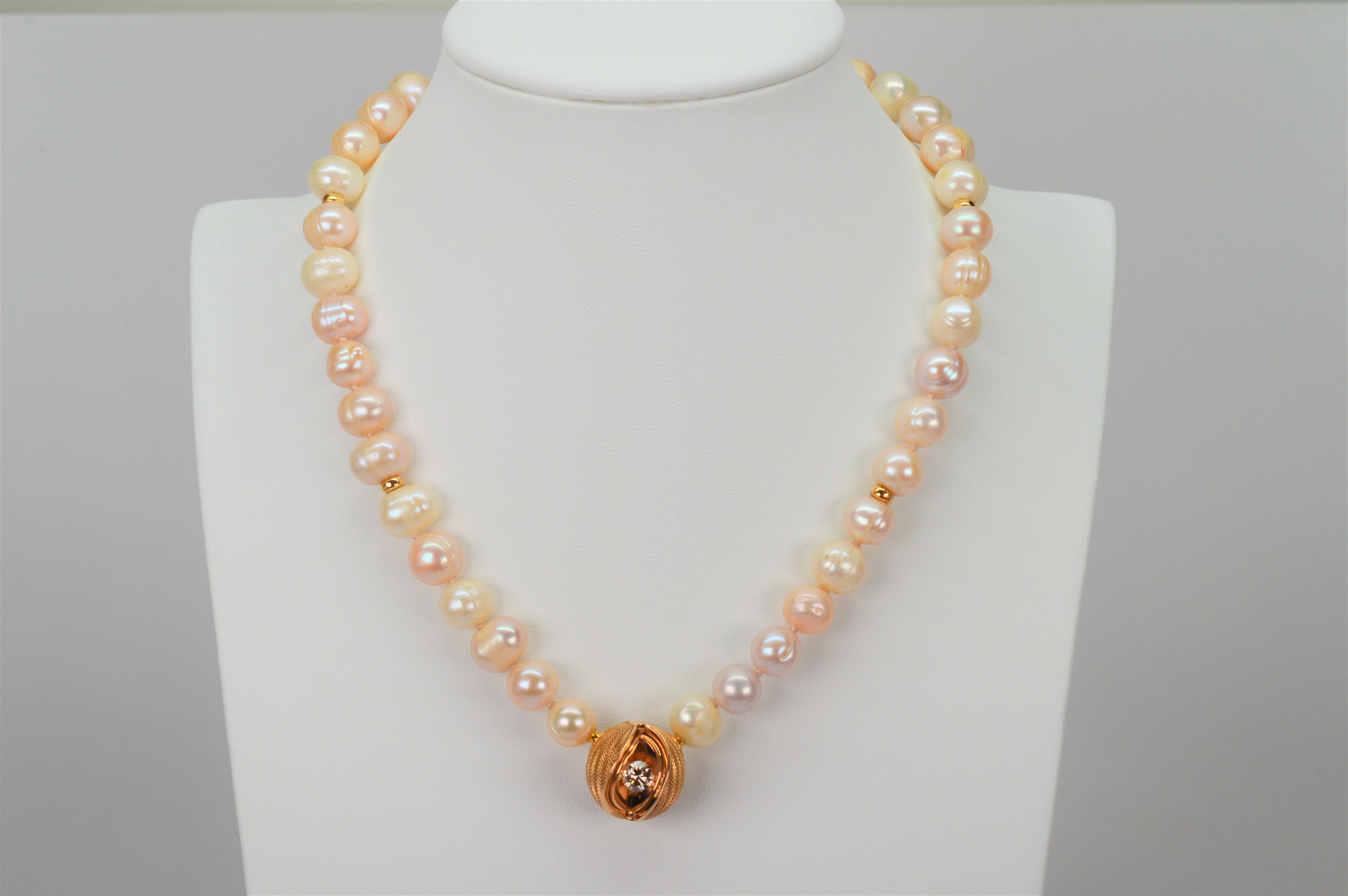 Jorg Heinz 18 Karat Gold Diamond Pearl Mystery Sphere Magic Pendant Necklace For Sale 4
