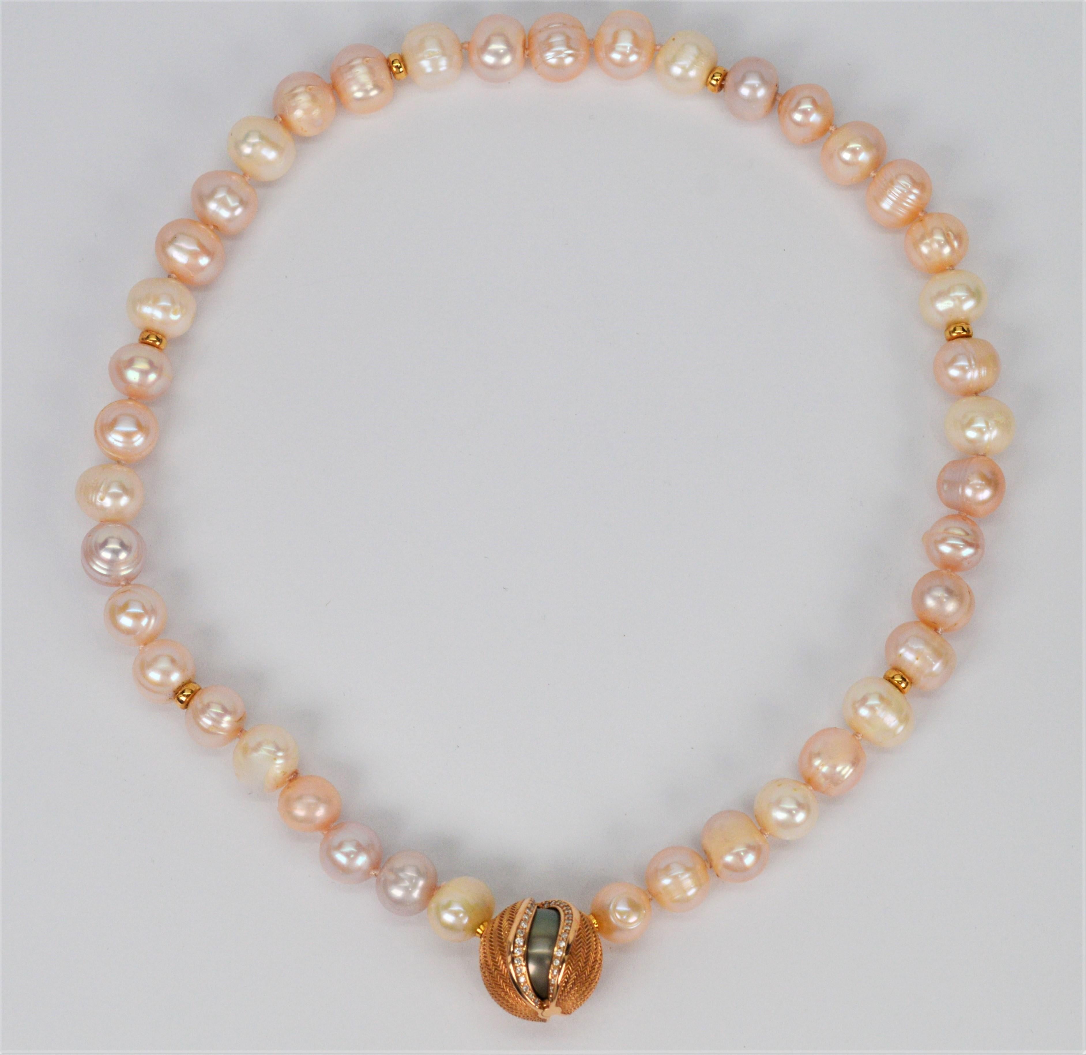 Jorg Heinz 18 Karat Gold Diamond Pearl Mystery Sphere Magic Pendant Necklace For Sale 6