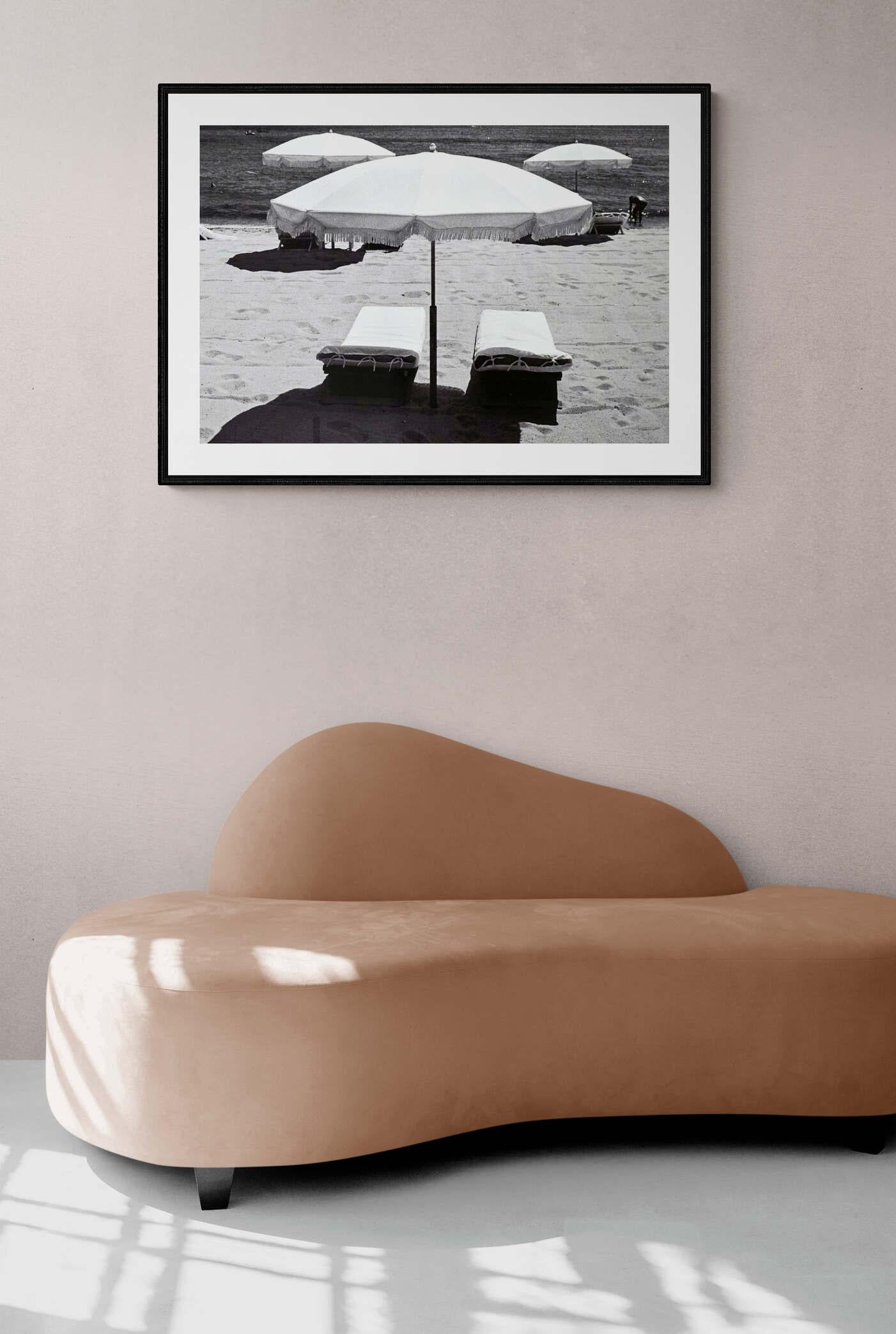 Rivages - Off-Print # 1 -St Tropez - 1978 - Photographie minimaliste en noir et blanc en vente 4