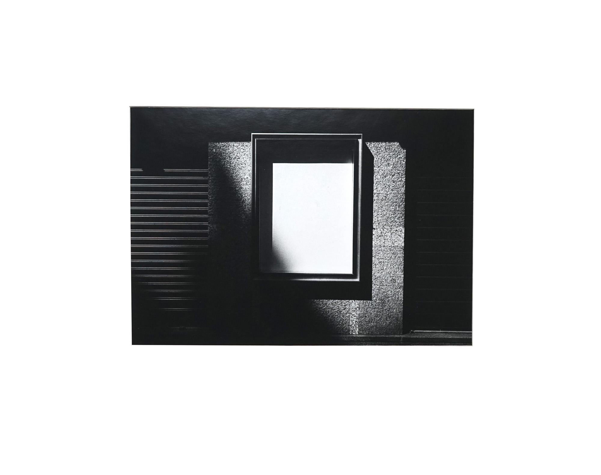 Roma - Coffret Prestige # 4 - 1967, Minimalist Black and White Photography For Sale 5