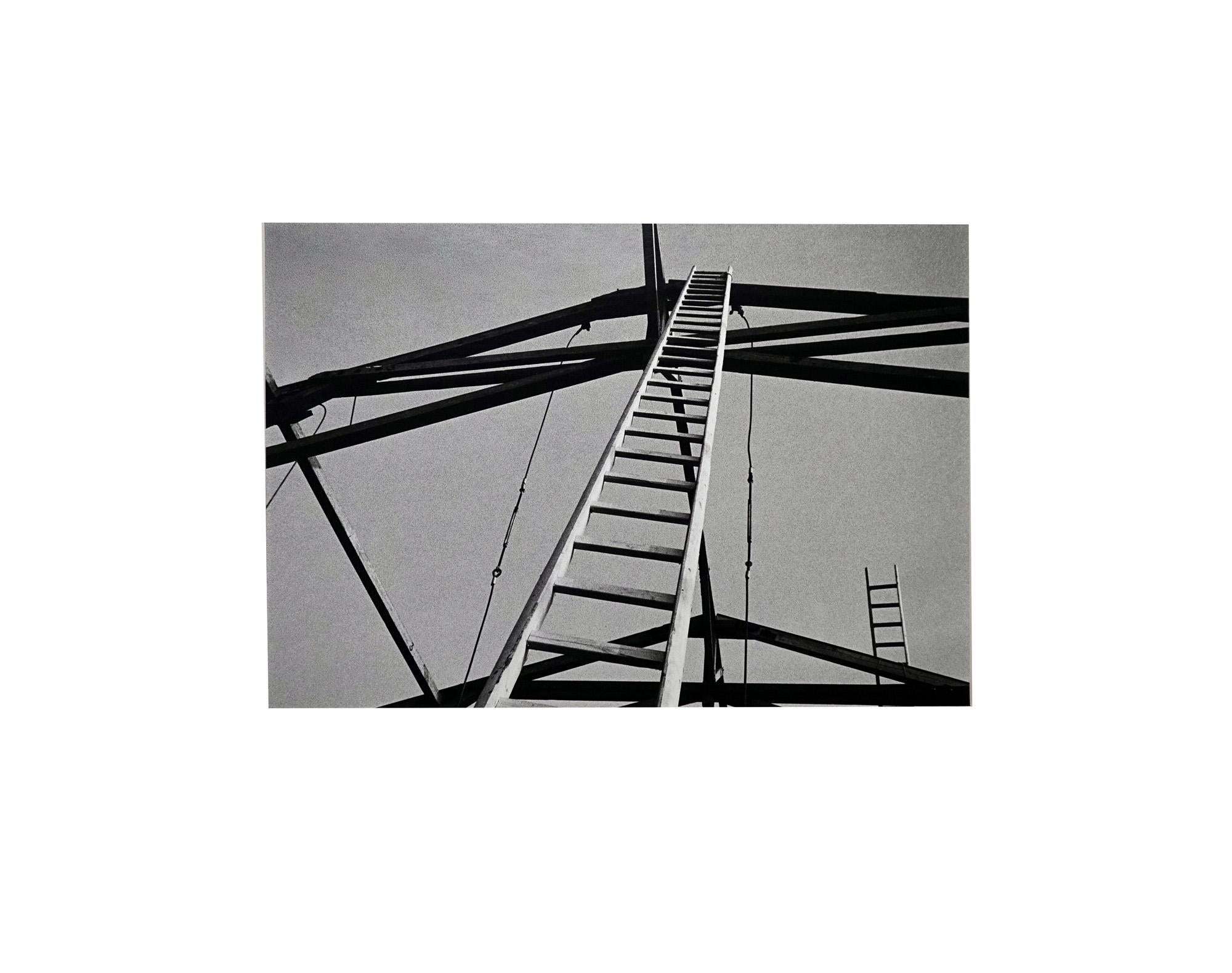 Step by Step - Coffret Prestige # 1, 1973 Minimalist Black and White Photography For Sale 4