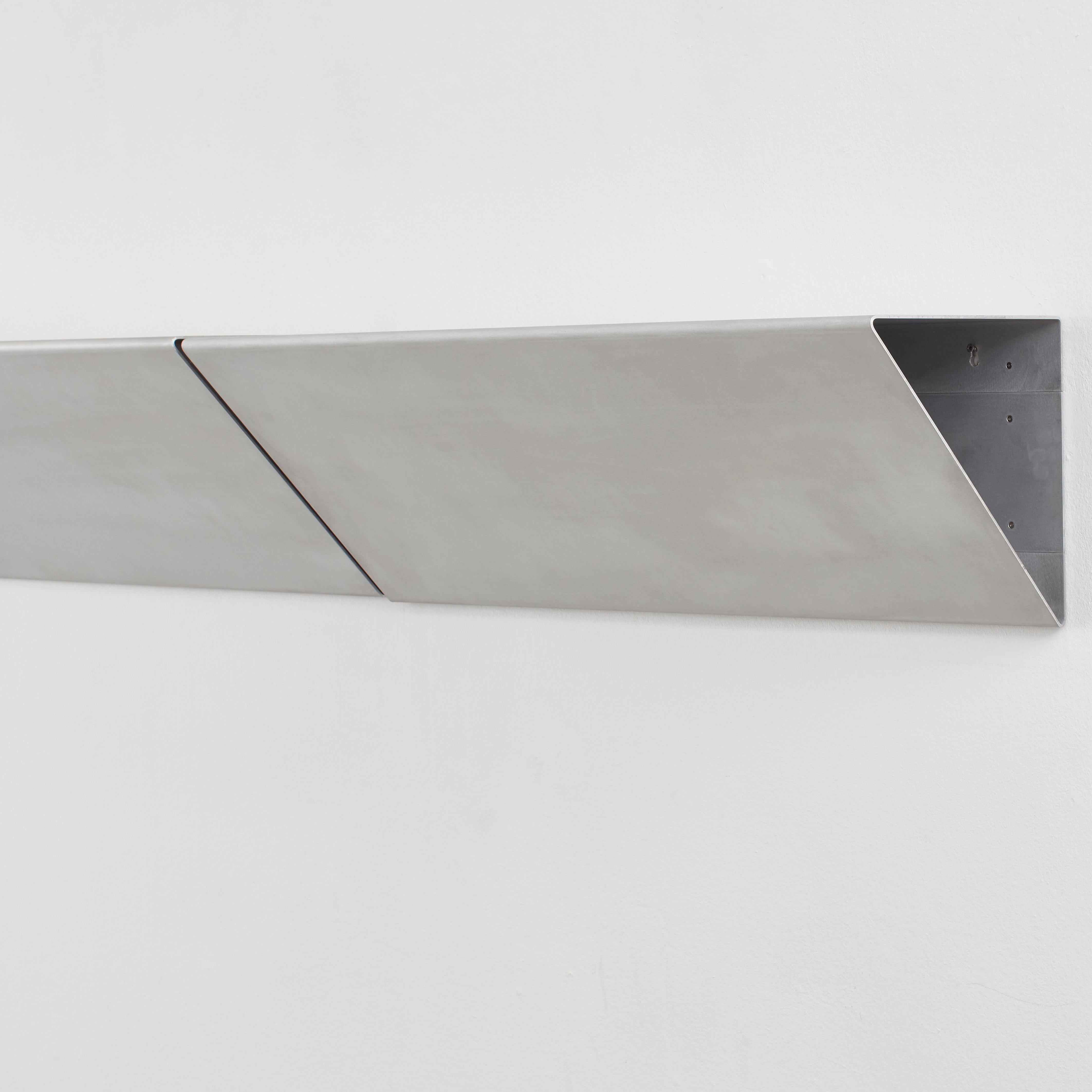 Jörg Schellmann Split Shelf Konsole für Schellmann Möbel - Deutschland, 2012 im Zustand „Gut“ im Angebot in London, GB