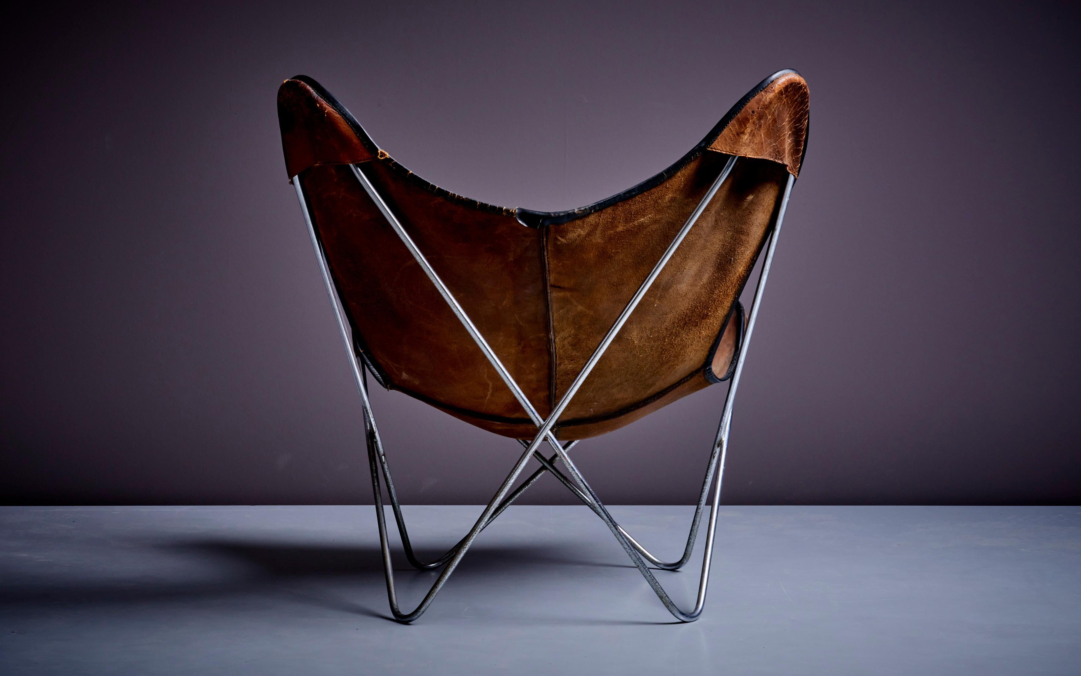 brown butterfly chair
