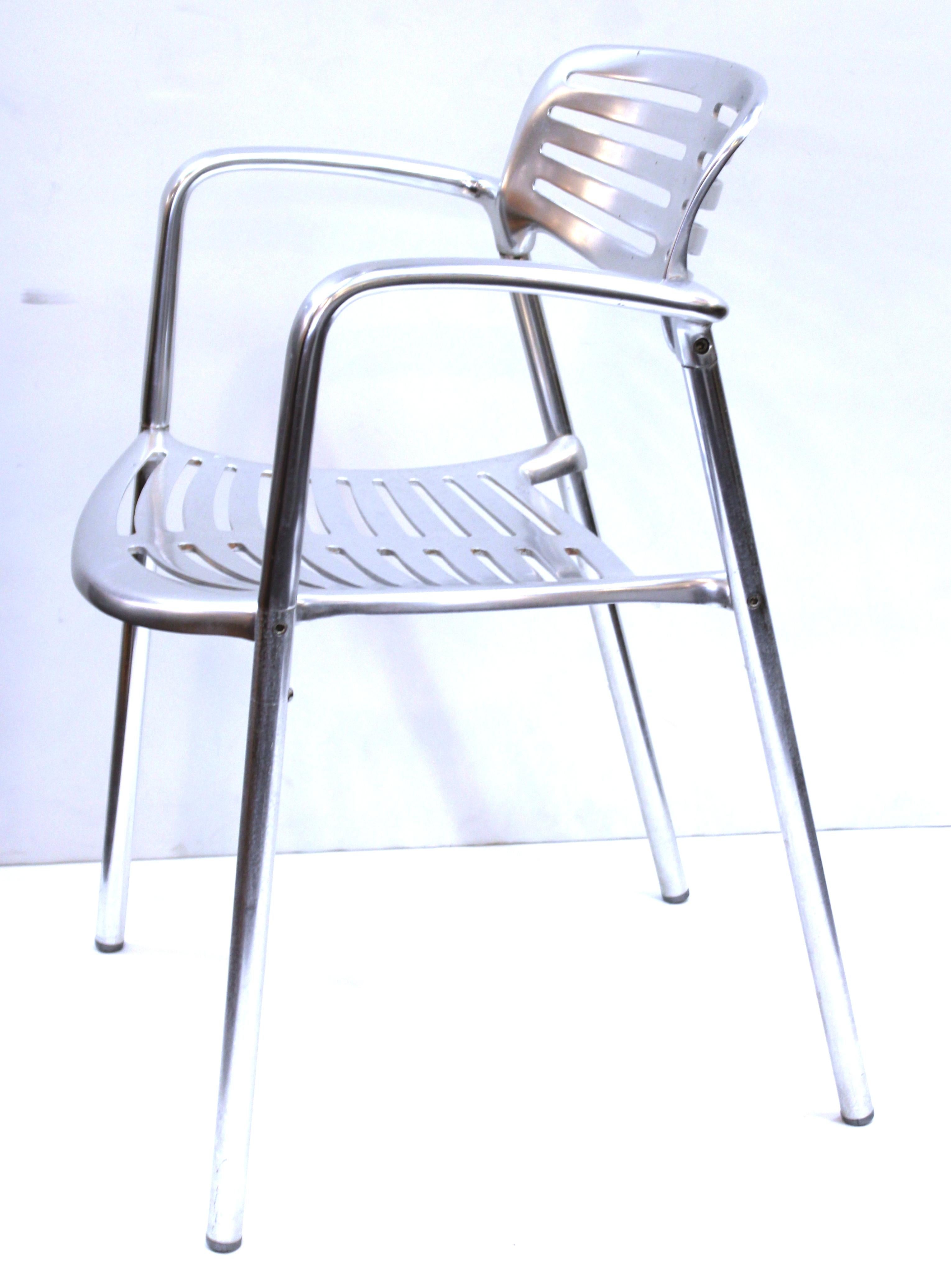 Spanish modern aluminum pair of 'Toledo' armchairs designed by Jorge Pensi for Amat and distributed by Knoll. The chairs can be used indoors as well as outdoors and have a makers mark on the bottom of the seat. Made in the 1980s in Spain. In great