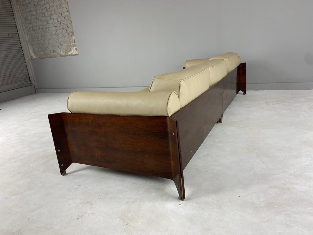 Jorge Zalszupin Brasiliana Sofa, circa 1959 For Sale 6