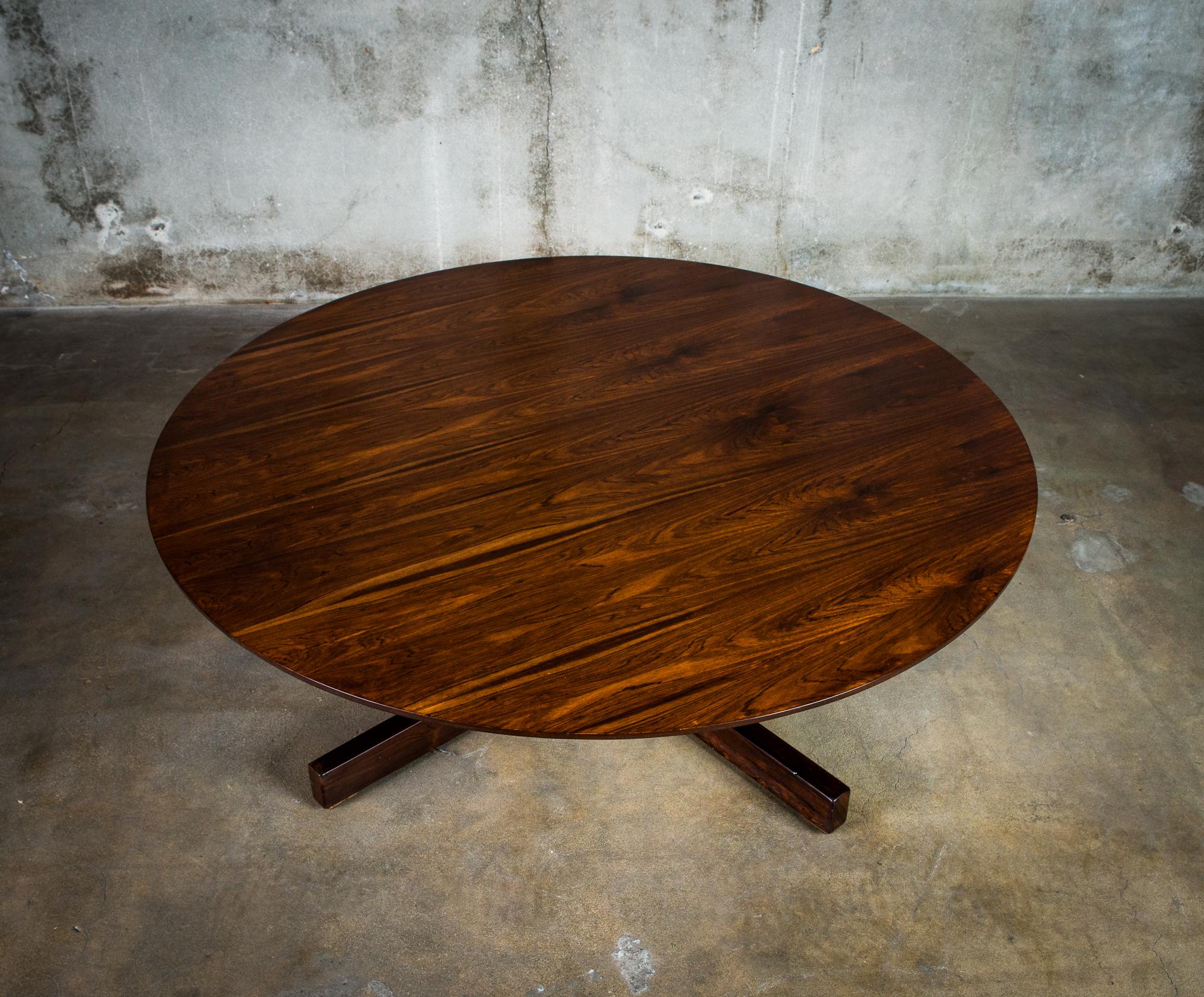 Jorge Zalszupin Coffee Table In Excellent Condition For Sale In Los Angeles, CA