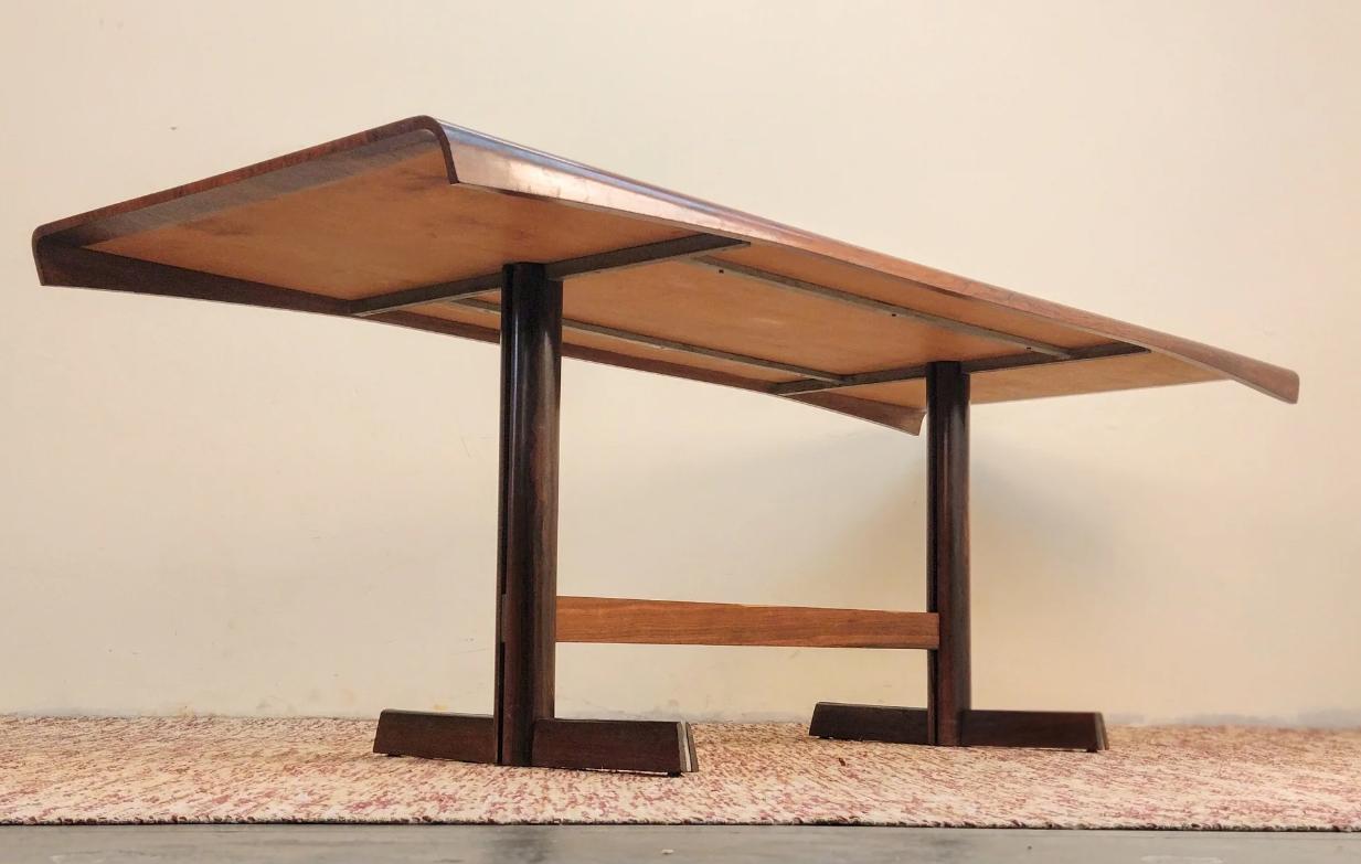 Métal Table de salle à manger Jorge Zalszupin en vente