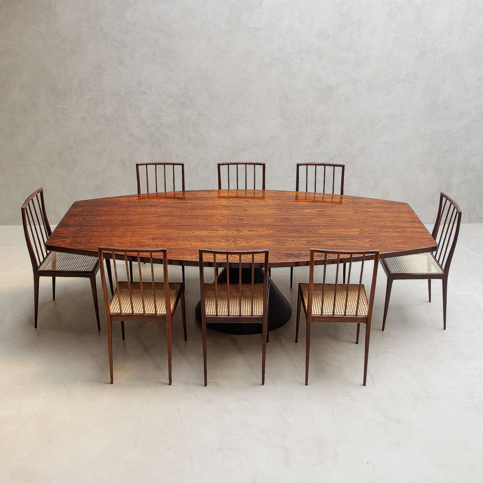 Jorge Zalszupin - Table de salle à manger ou de travail Guanabara - bois de rose uni et non patchwork en vente 2