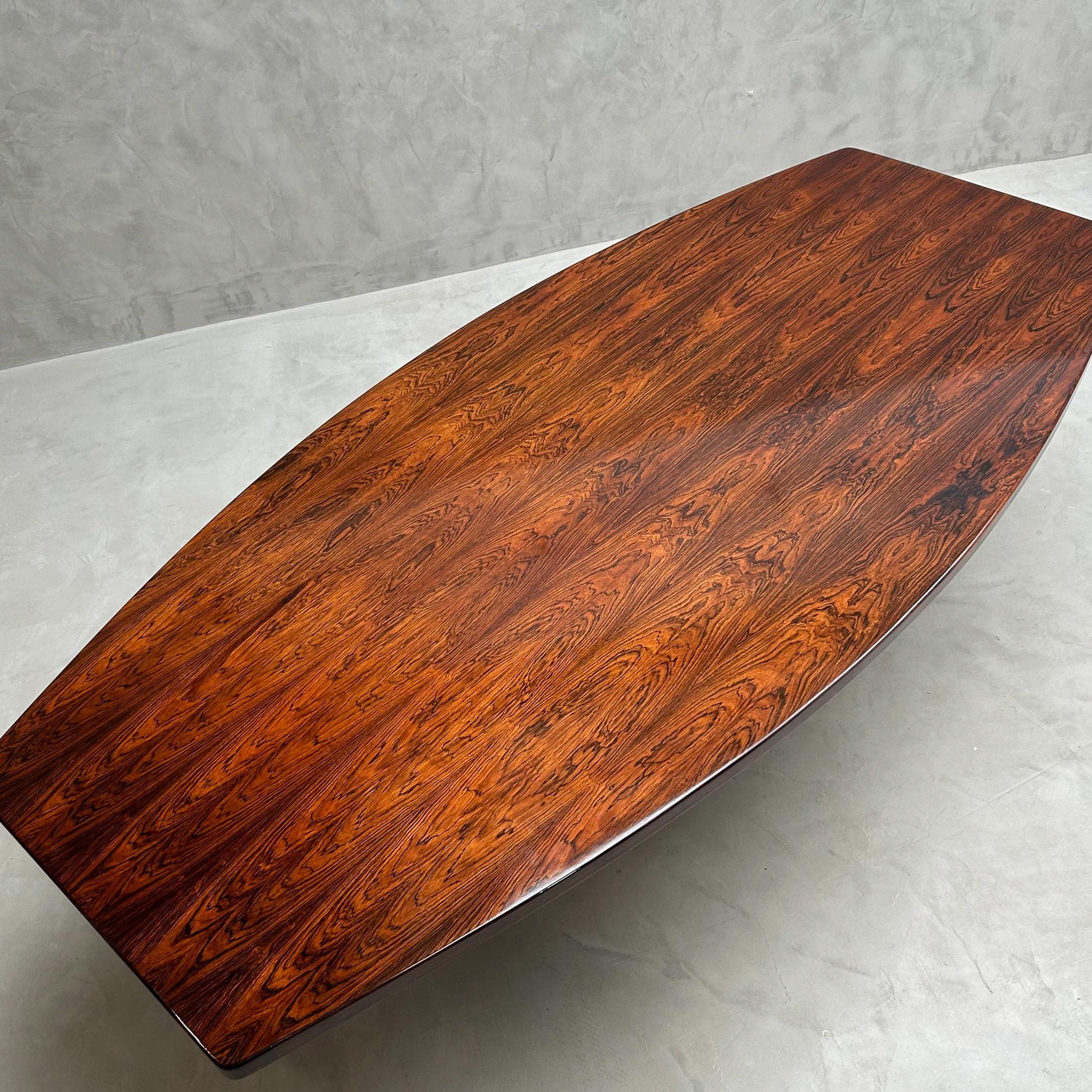 Jorge Zalszupin - Table de salle à manger ou de travail Guanabara - bois de rose uni et non patchwork en vente 4