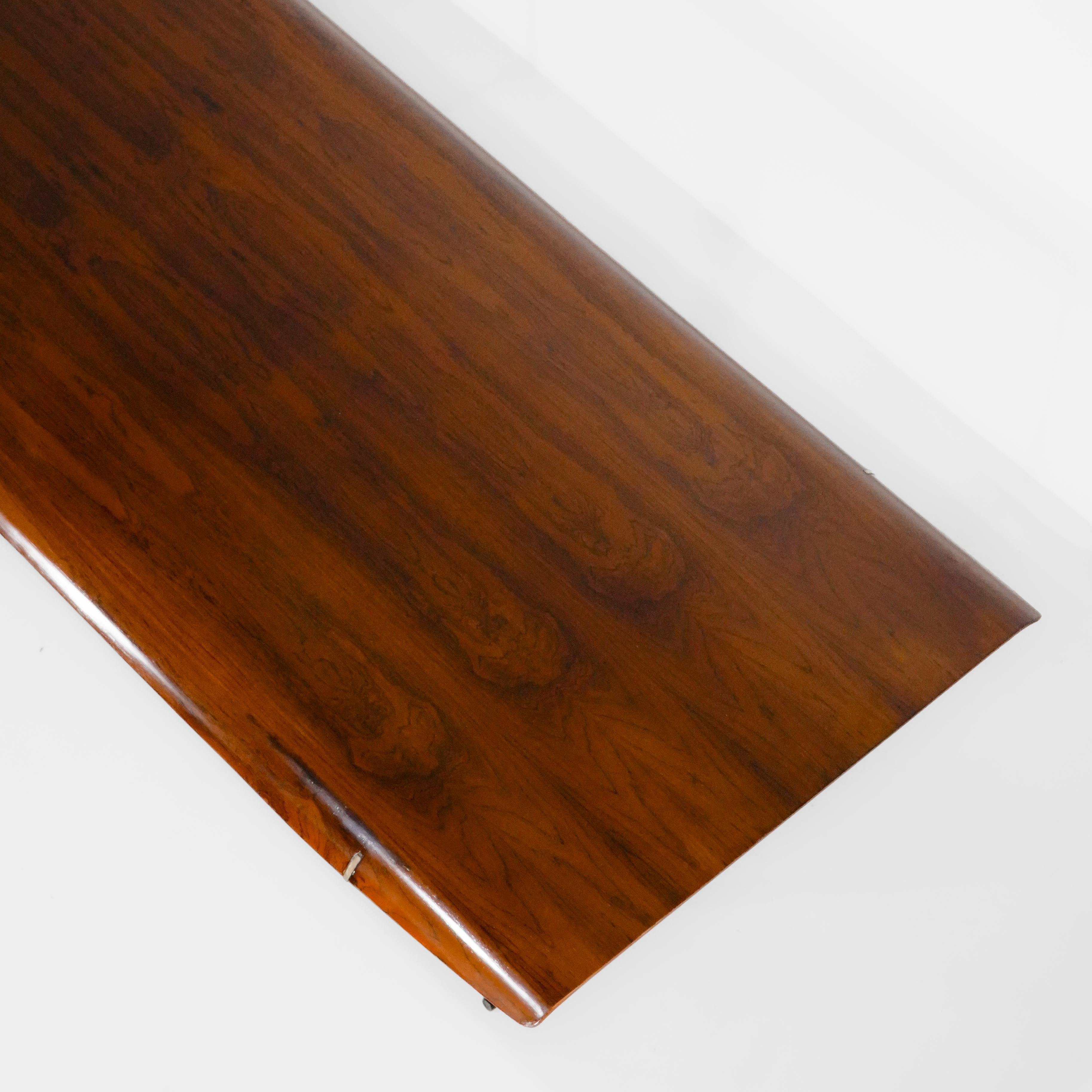 Jorge Zalszupin L'Atelier - Table de salle à manger 511 en bois de fer et métal, Brésil 1959 en vente 4