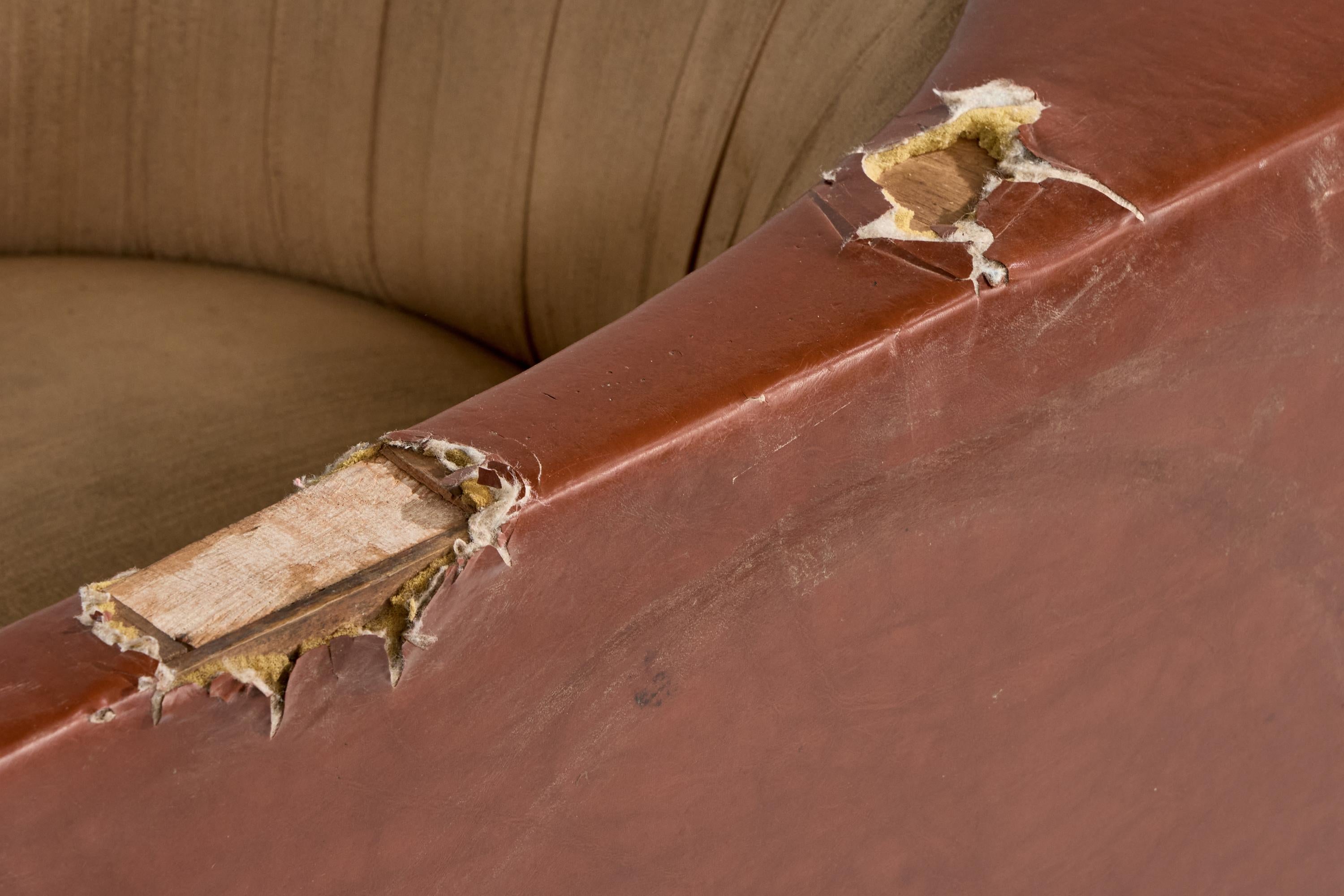 Jorge Zalszupin, Lounge Chairs, Leatherette, Fabric, Brazil, 1969 For Sale 12