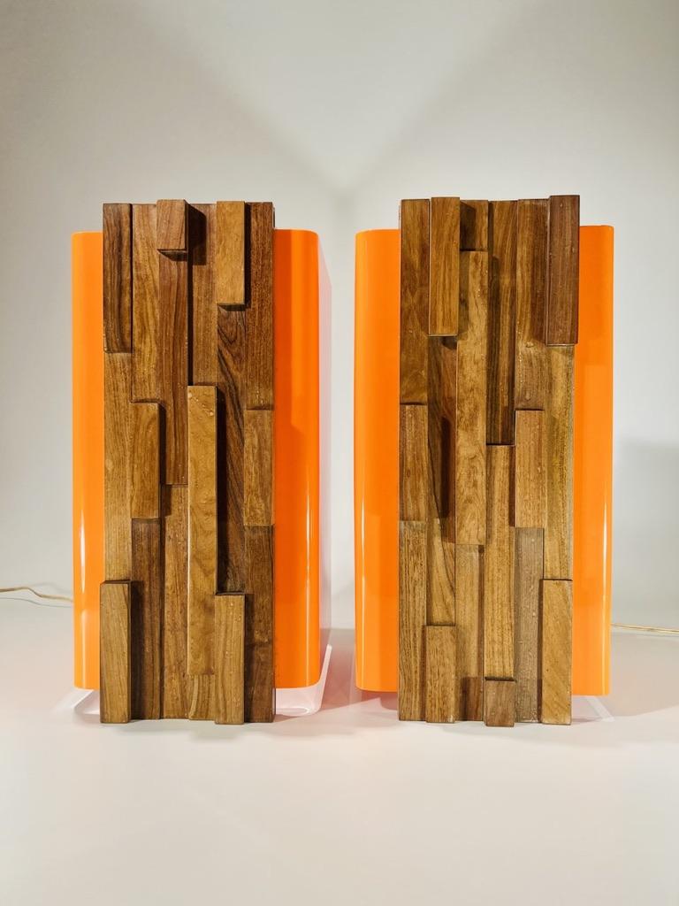 Mid-20th Century Jorge Zalszupin pair of table lamps in Jacaranda and acrylic circa 1960 For Sale