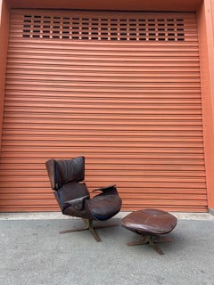 Jorge Zalszupin Paulistana Lounge Chair with original Ottoman