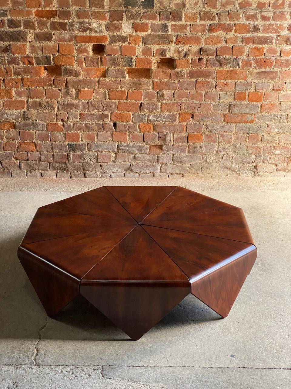 Jorge Zalszupin Petalas Pau Ferro coffee table by L' Atelier circa 1960

Magnificent mid century Jorge Zalszupin ‘Petalas' Brazilian Pau Ferro (Iron Wood) coffee table manufactured by L' Atelier circa 1960, the octagonal Petalas coffee table was