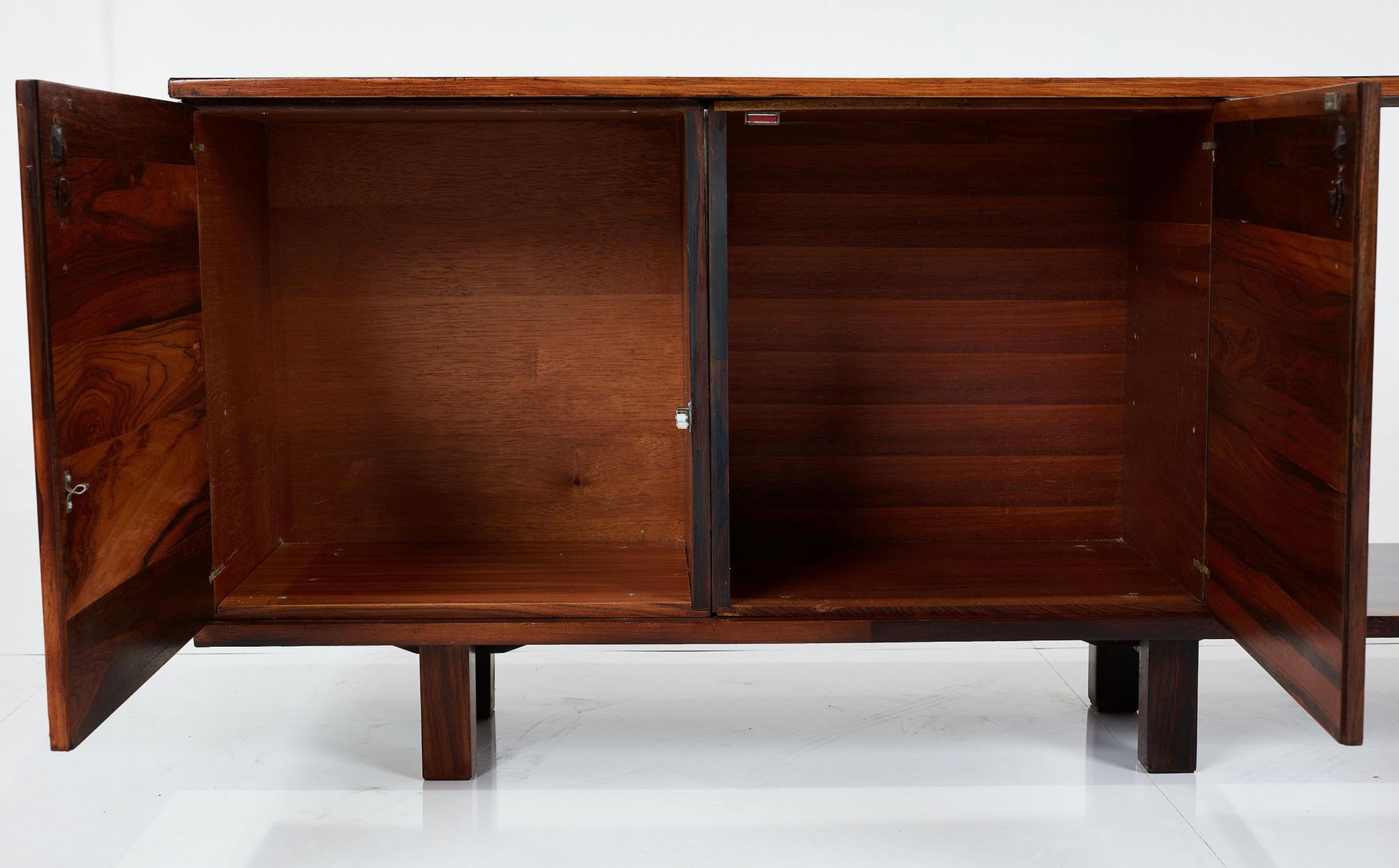 Jorge Zalszupin Rosewood Mid-Century Credenza for L'Atelier, Brazil, 1960s For Sale 2