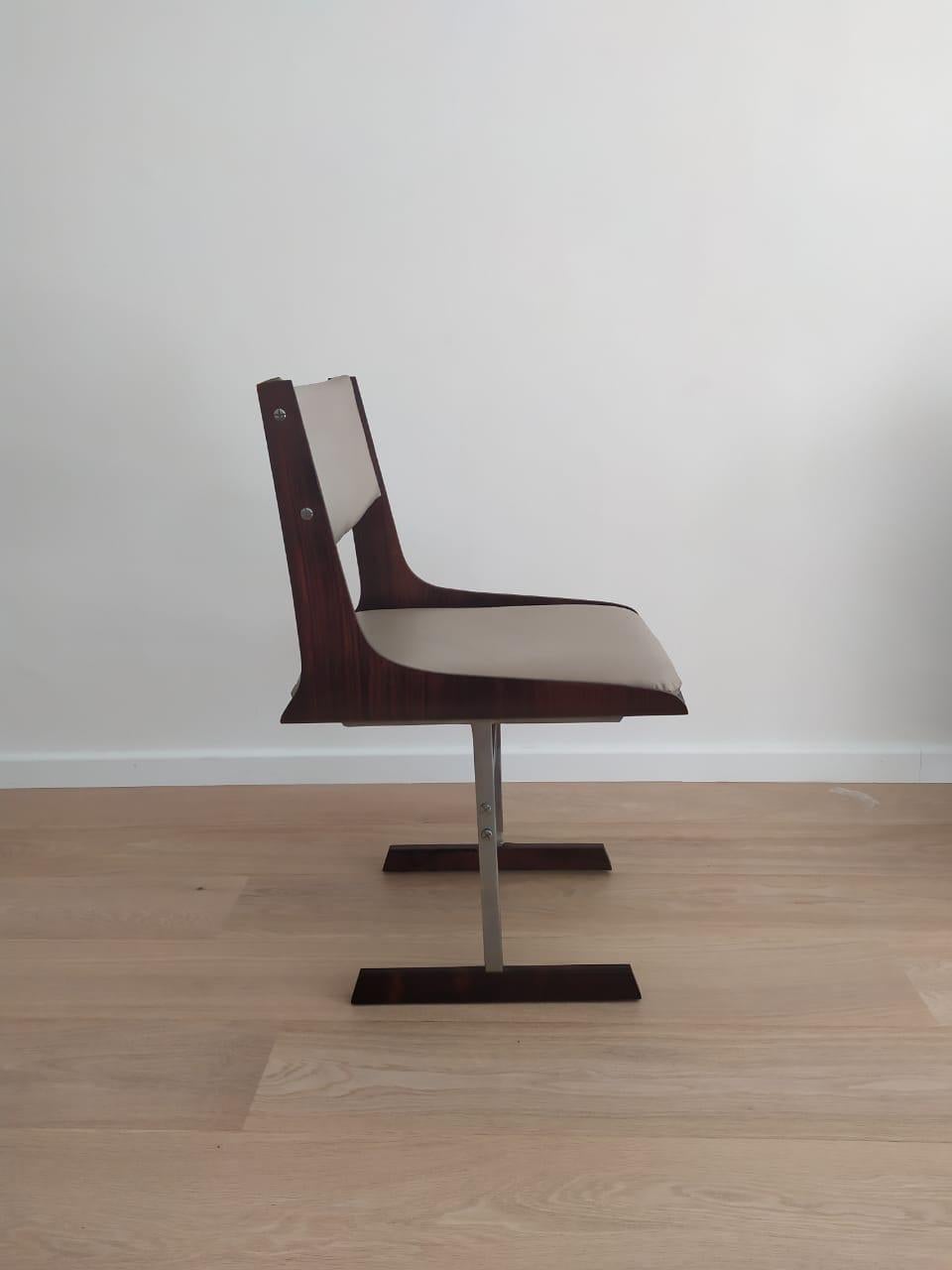 Jorge Zalszupin Set of 8 Dining chairs In Good Condition For Sale In Washington, DC