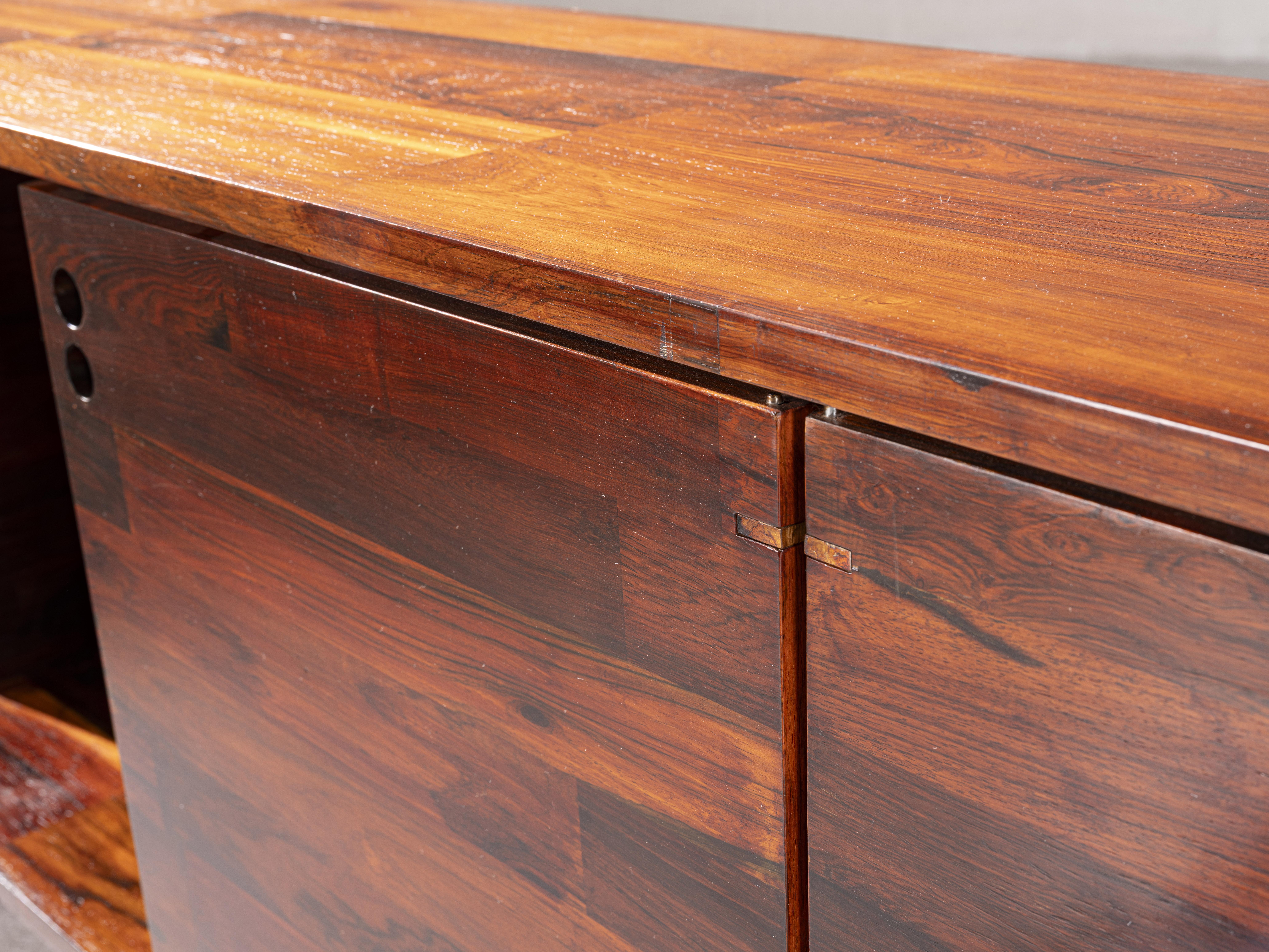 20th Century Jorge Zalszupin. Sideboard Componivel, c. 1960. 72 x 350 x 40 cm For Sale