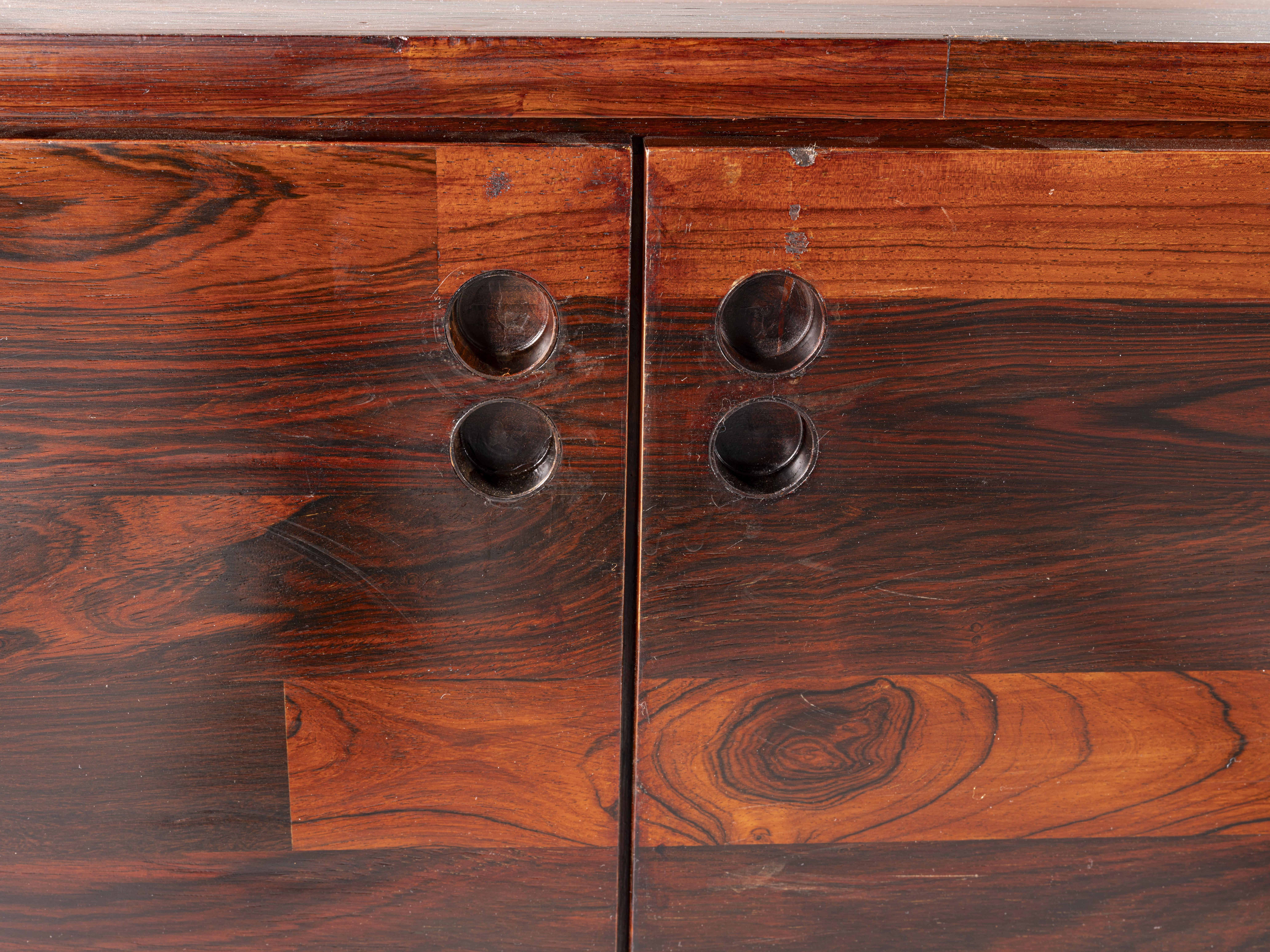 Hardwood Jorge Zalszupin. Sideboard Componivel, c. 1960. 72 x 350 x 40 cm For Sale