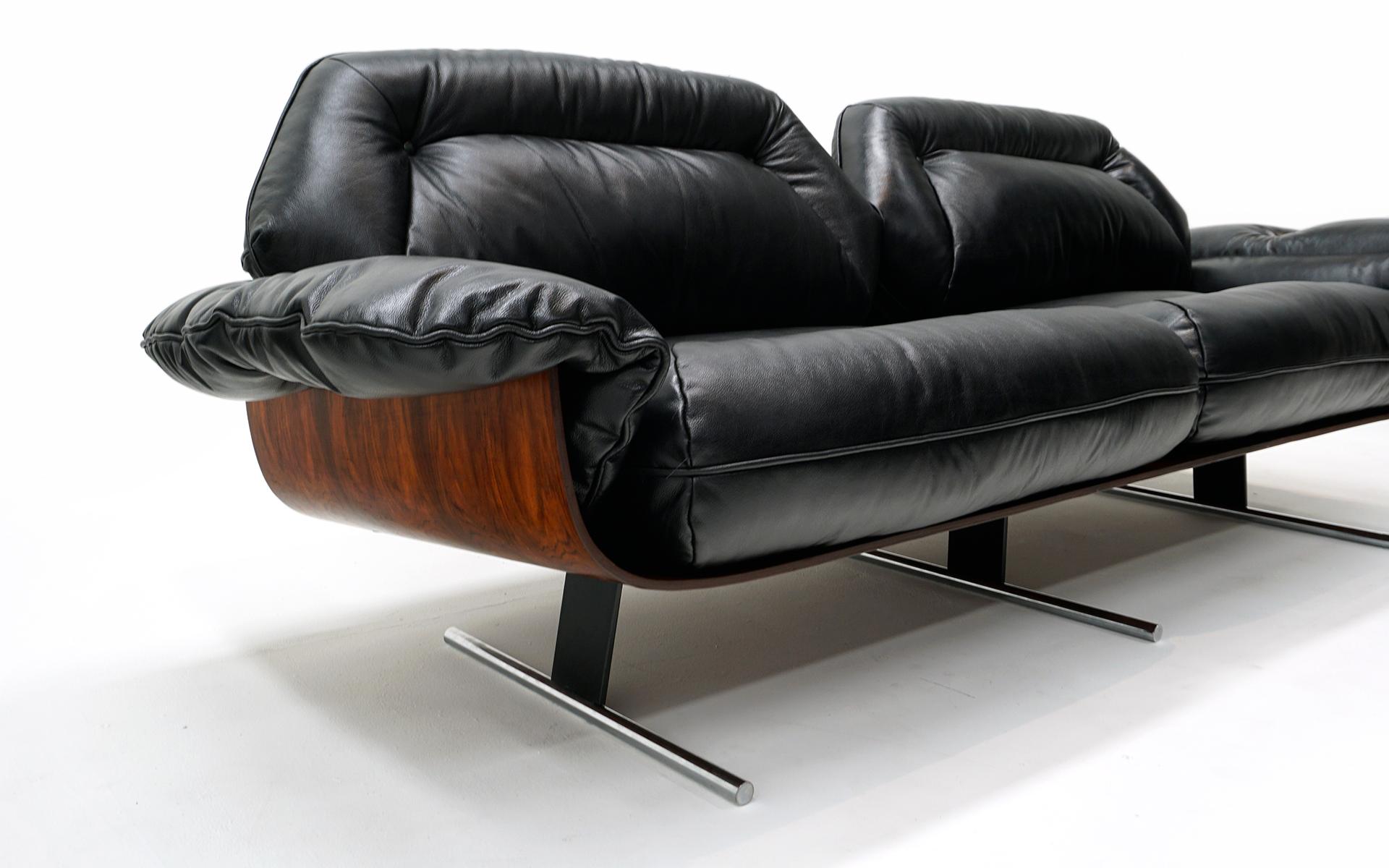 Mid-20th Century Jorge Zalszupin Sofa in Black Leather and Brazilian Rosewood. Great Condition. For Sale